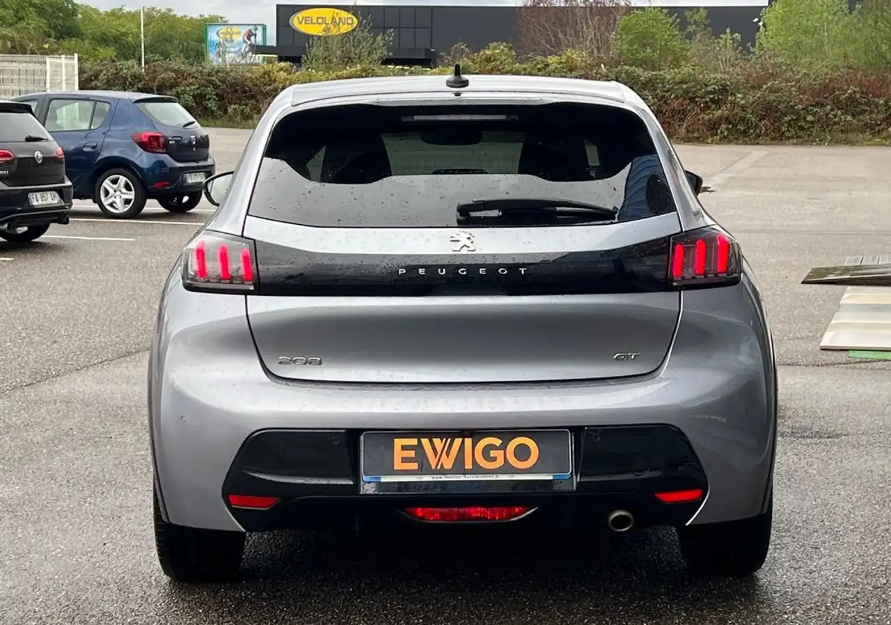 Peugeot 208 208 — photo 9