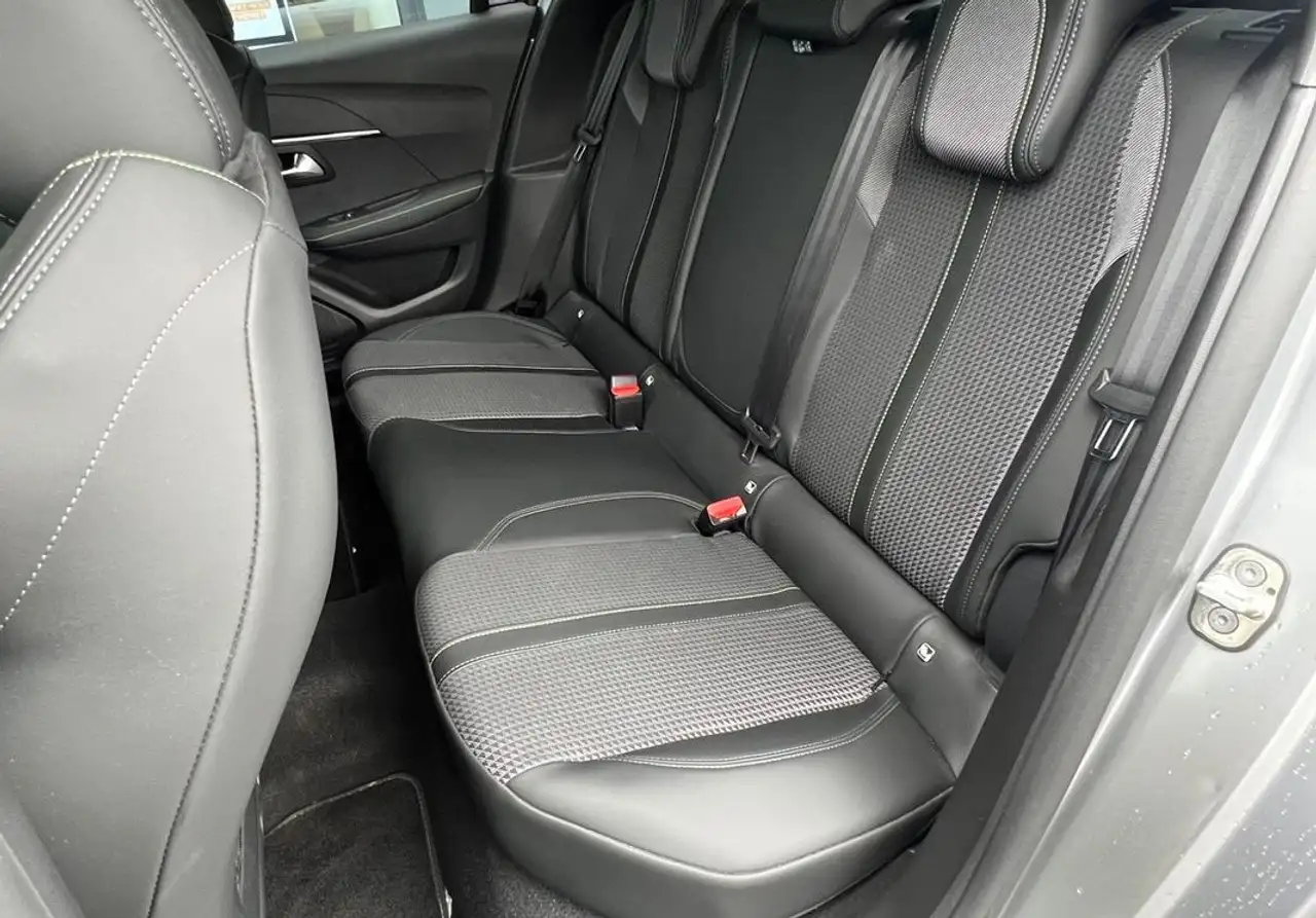 Peugeot 208 208 — photo 6