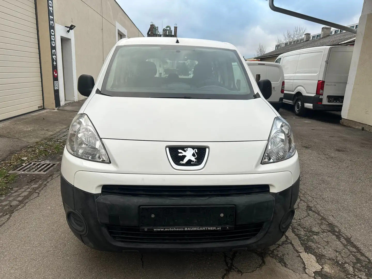 Peugeot Partner Weiß - 2