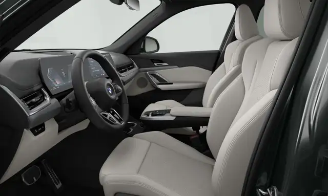 BMW X1 view 4