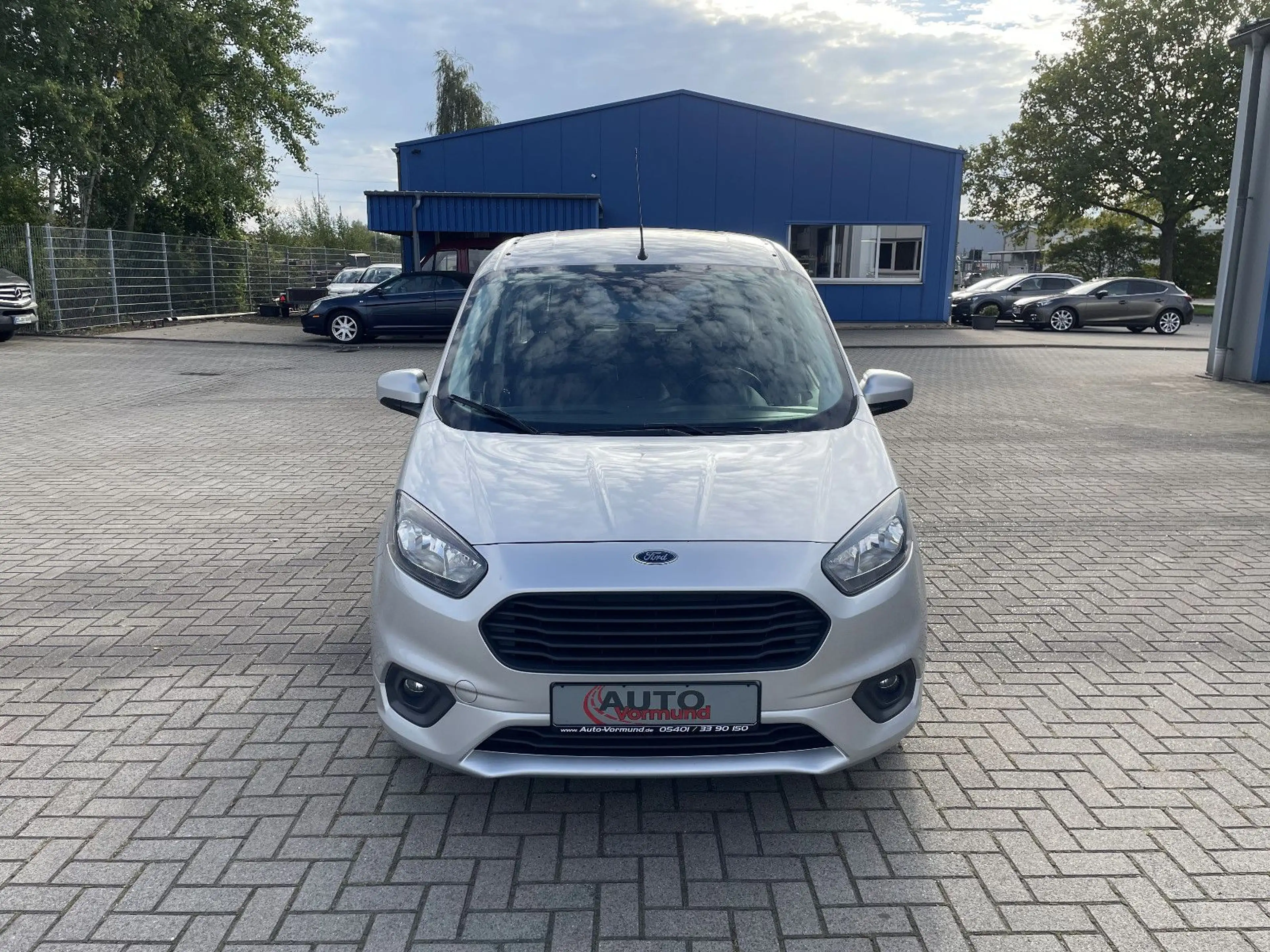 Ford Tourneo Courier Trend — photo 3