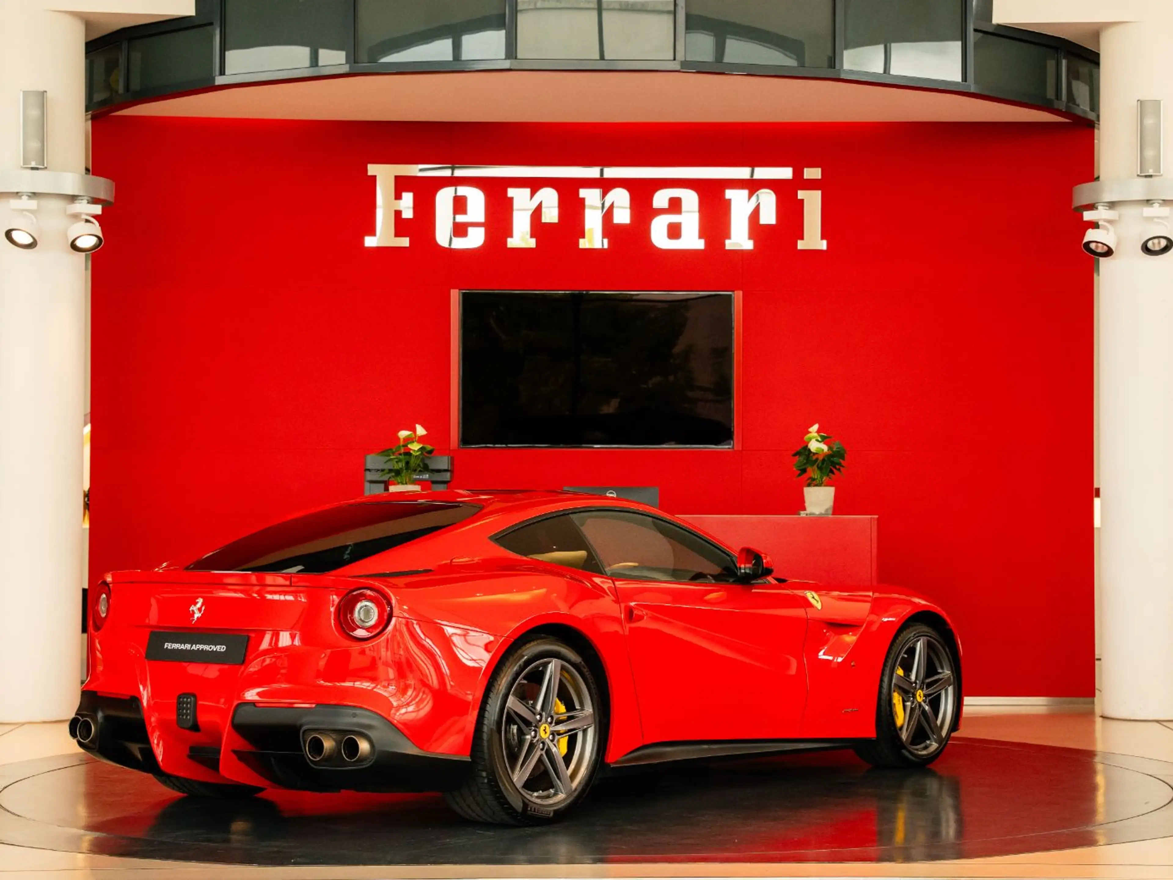 Ferrari F12 Berlinetta Karbon Packet Cockpit*Lift*JBL* — photo 7