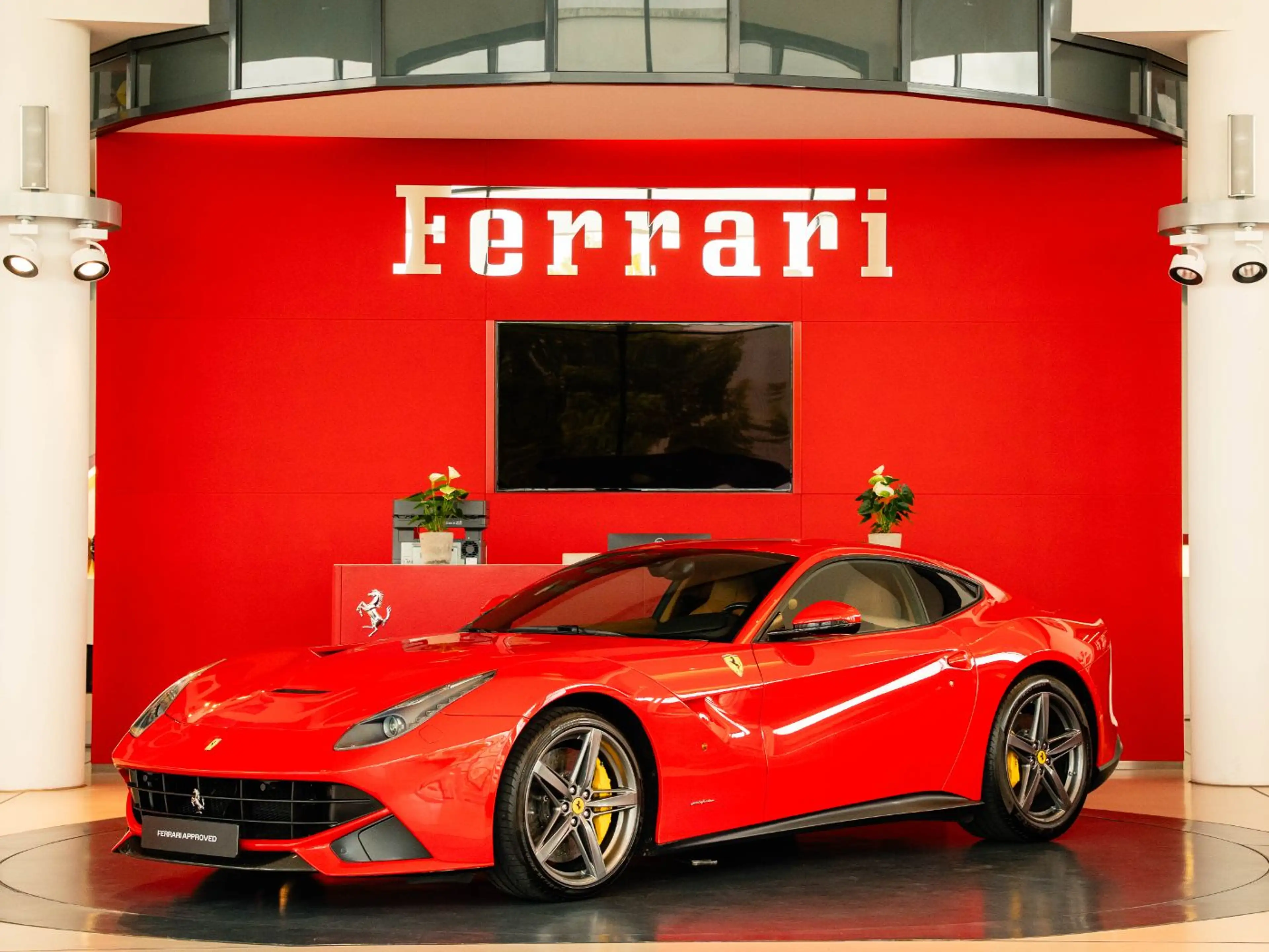 Ferrari F12 Berlinetta Karbon Packet Cockpit*Lift*JBL* — photo 2
