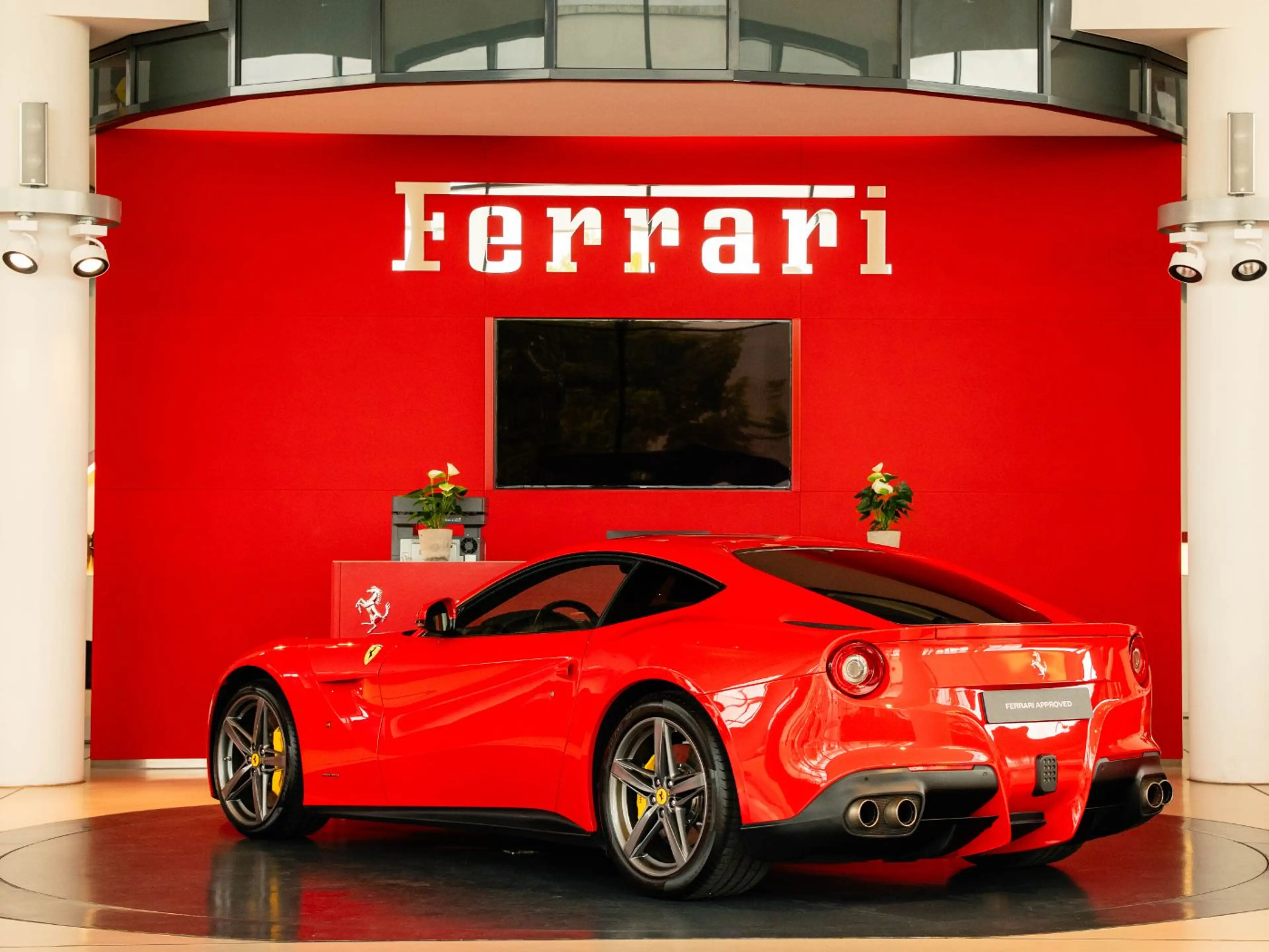 Ferrari F12 Berlinetta Karbon Packet Cockpit*Lift*JBL* — photo 5