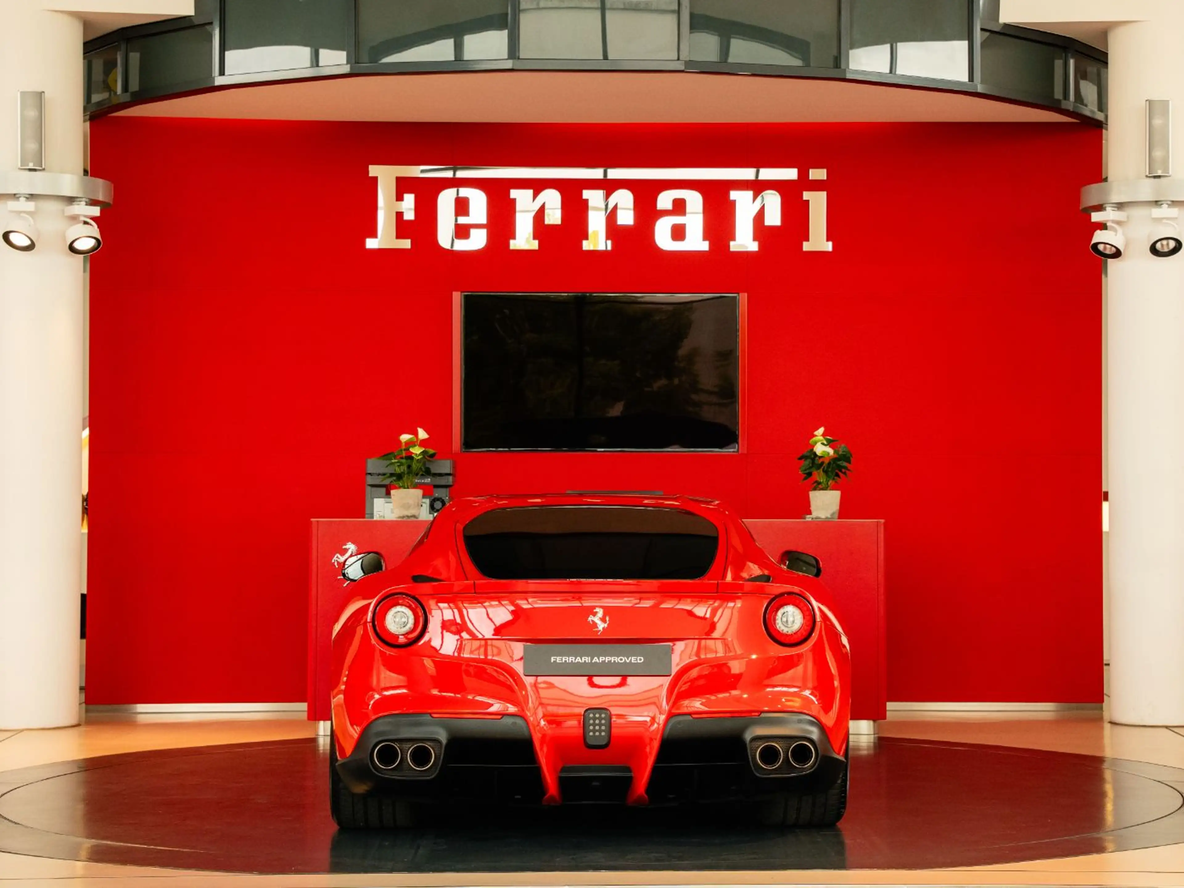 Ferrari F12 Berlinetta Karbon Packet Cockpit*Lift*JBL* — photo 6