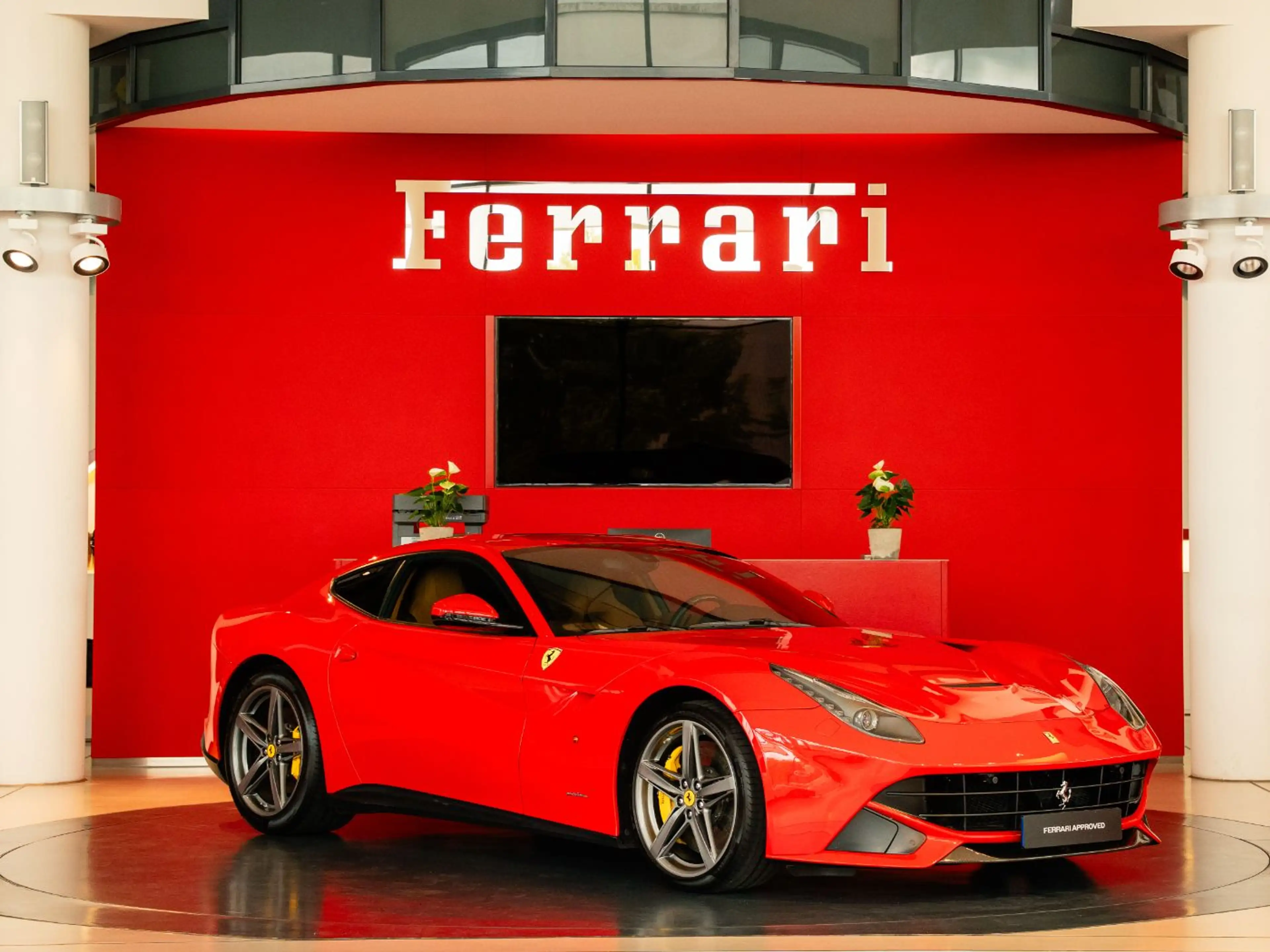 Ferrari F12 Berlinetta Karbon Packet Cockpit*Lift*JBL* — photo 9