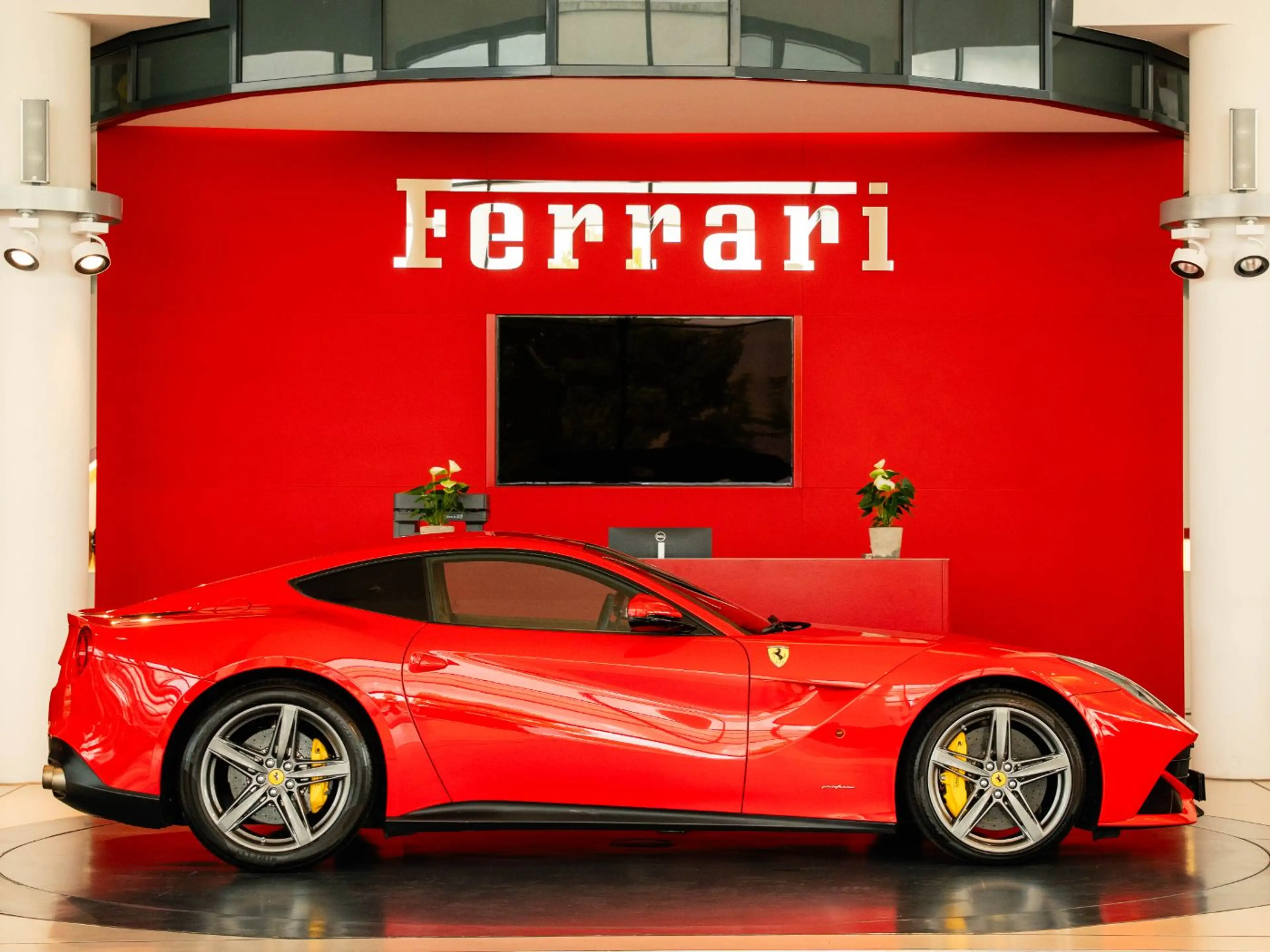 Ferrari F12 Berlinetta Karbon Packet Cockpit*Lift*JBL* — photo 8