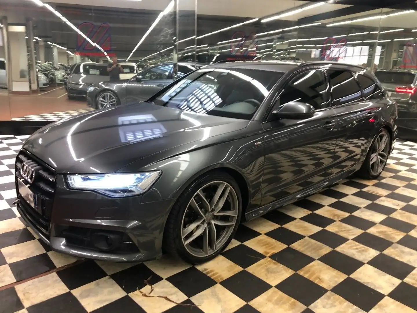 Audi A6 Avant 2.0 TDI 190 CV quattro S tronic Business Plu Grigio - 1