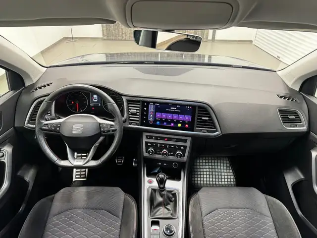 SEAT Ateca view 12