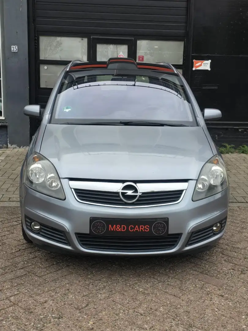 Opel Zafira 1.6 Temptation AIRCO/7 PERSOONS/TREKHAAK/NAP/CR CO Grijs - 2