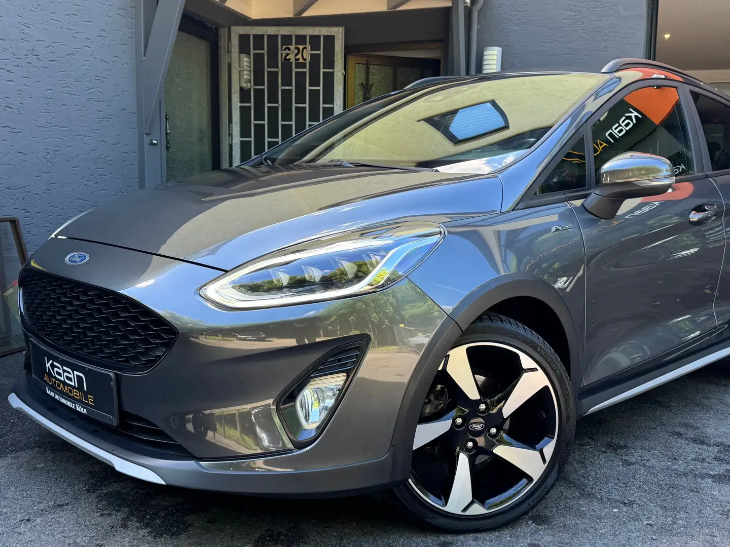 Ford Fiesta Active Colourline/LED/KAMERA/AHK/KEY/SPUR-A/B&O Grau - 1