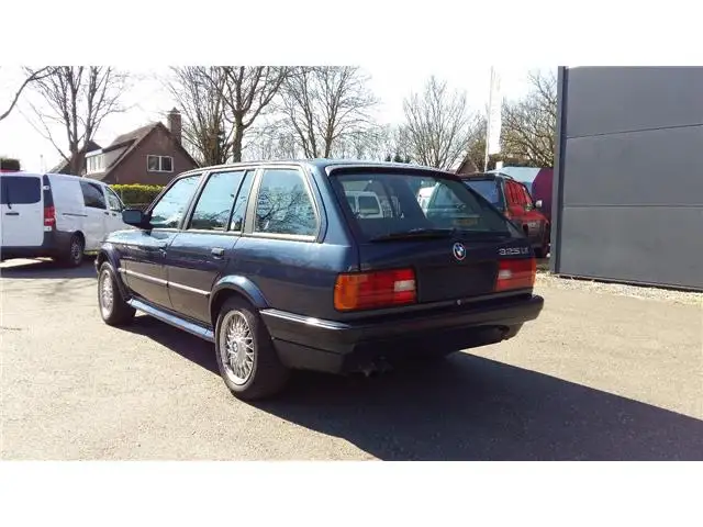 BMW 325 ix touring E30 aut. (1990) lazurblauw 141.000 km