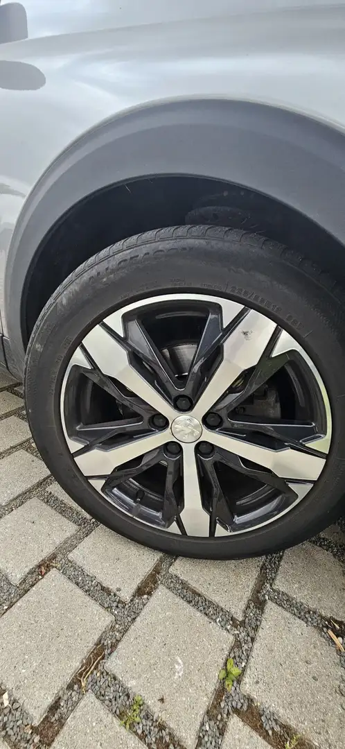 Peugeot 5008 PureTech 130 Stop & Start Allure Argent - 2