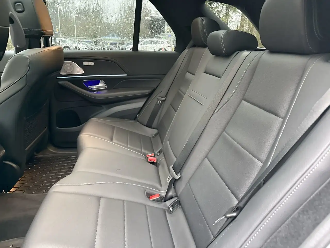 Mercedes-Benz GLE снимка Mercedes-Benz GLE