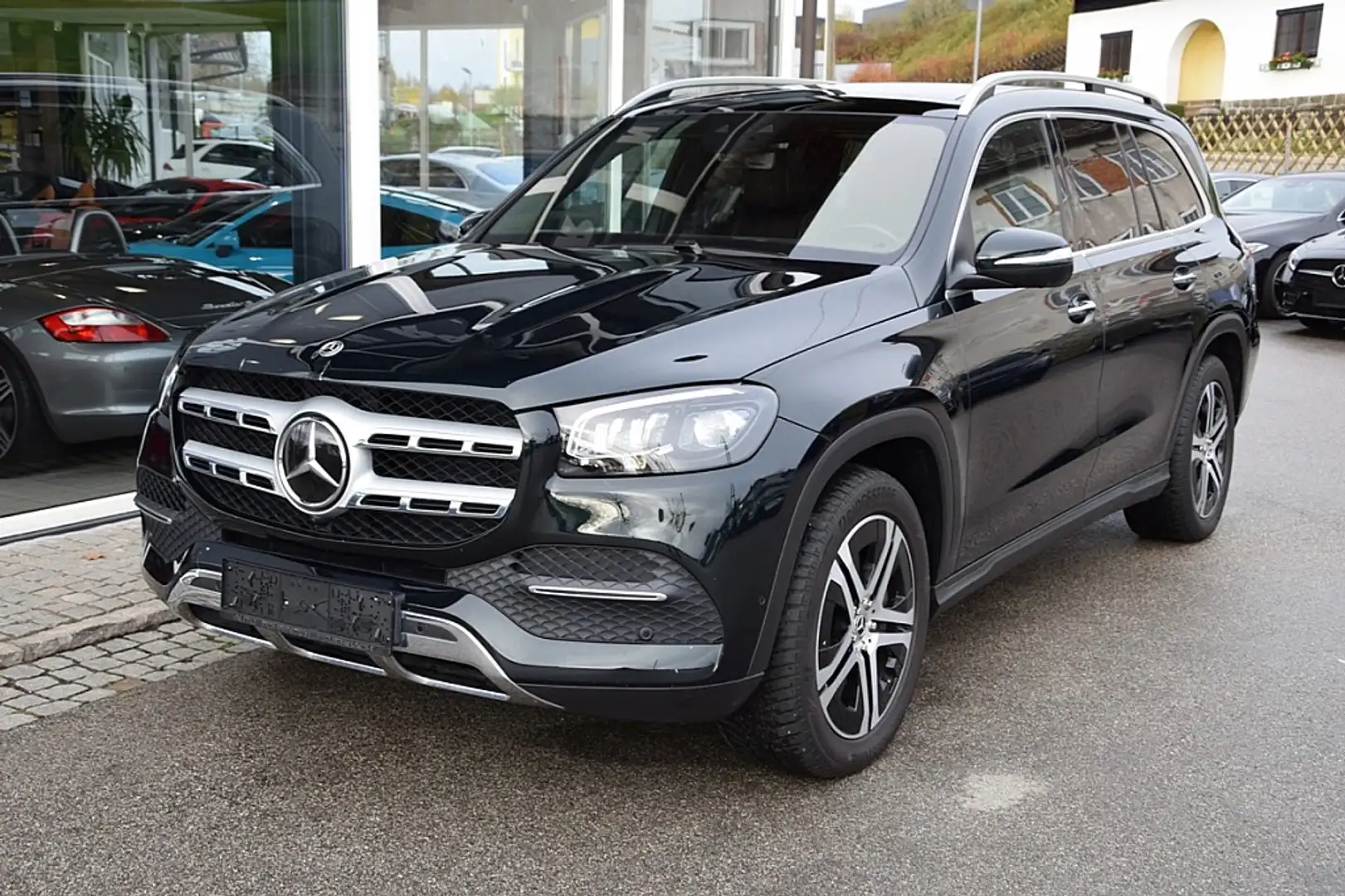 Mercedes-Benz GLS 350 d 4MATIC Aut.*PREMIUM PLUS PAKET* Grün - 2