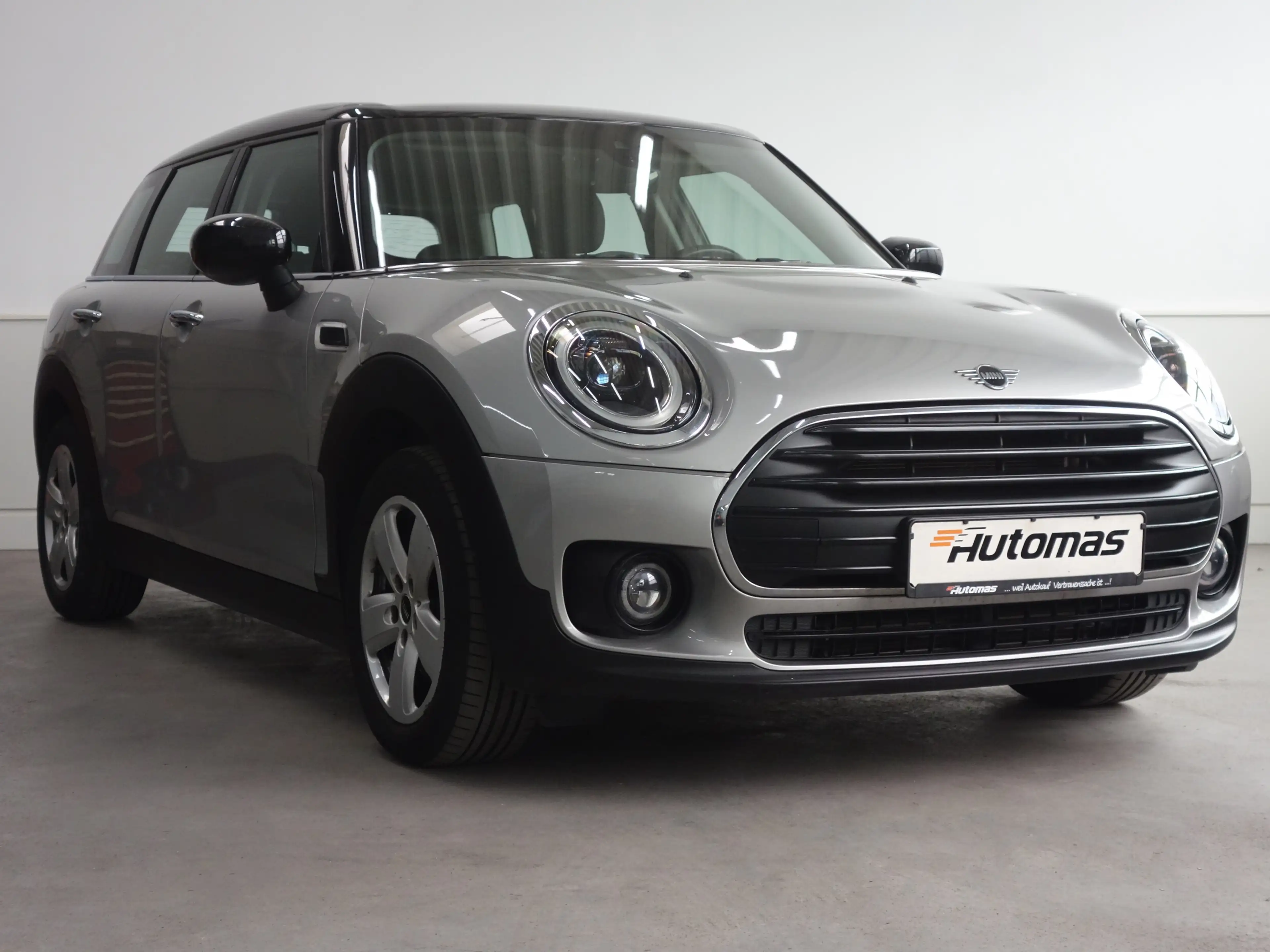MINI Cooper Clubman Automatik Navi SHZ R-Cam LED — photo 2