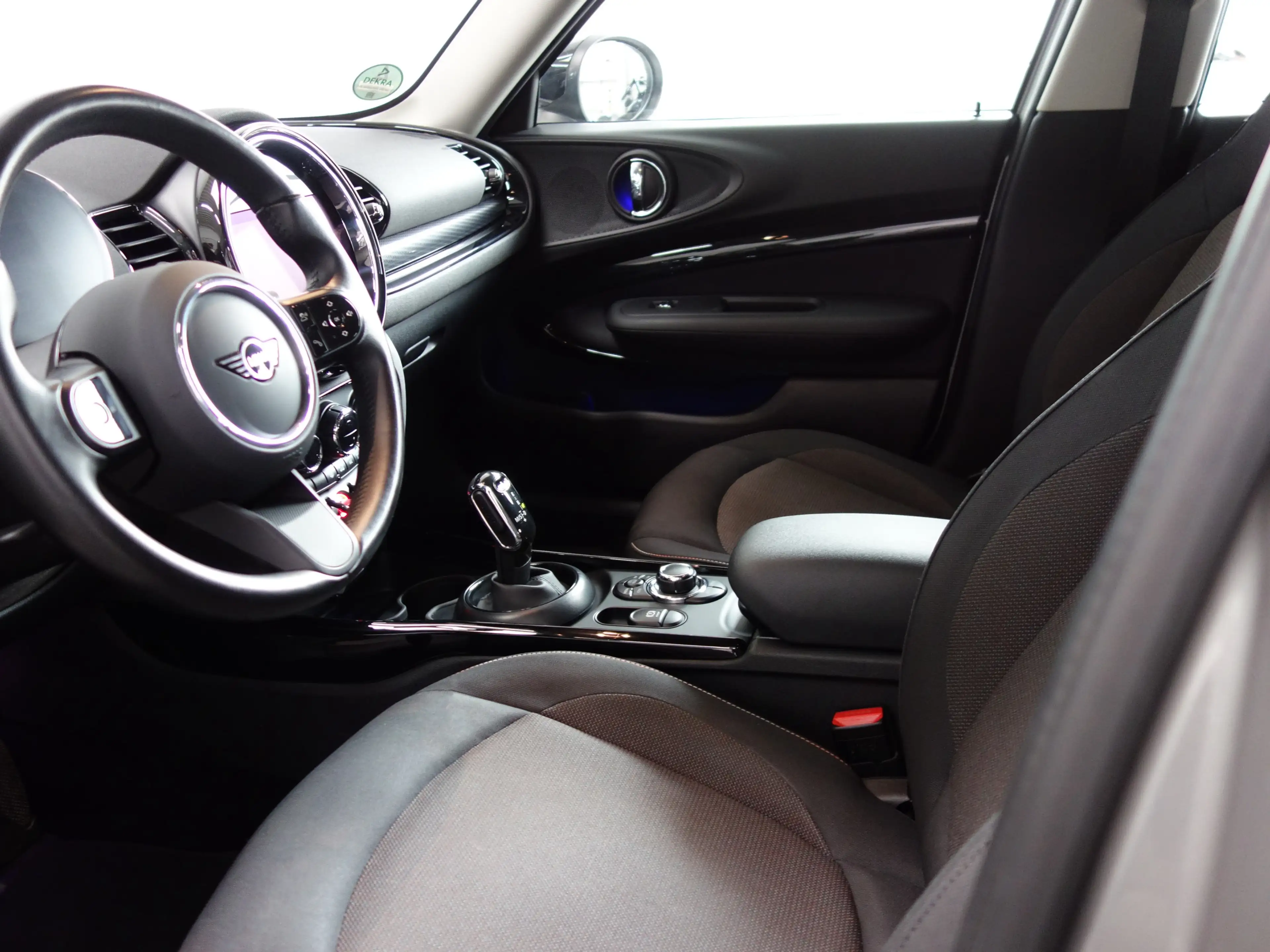 MINI Cooper Clubman Automatik Navi SHZ R-Cam LED — photo 5