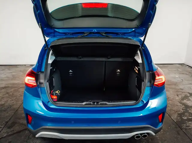 Ford Focus view 6