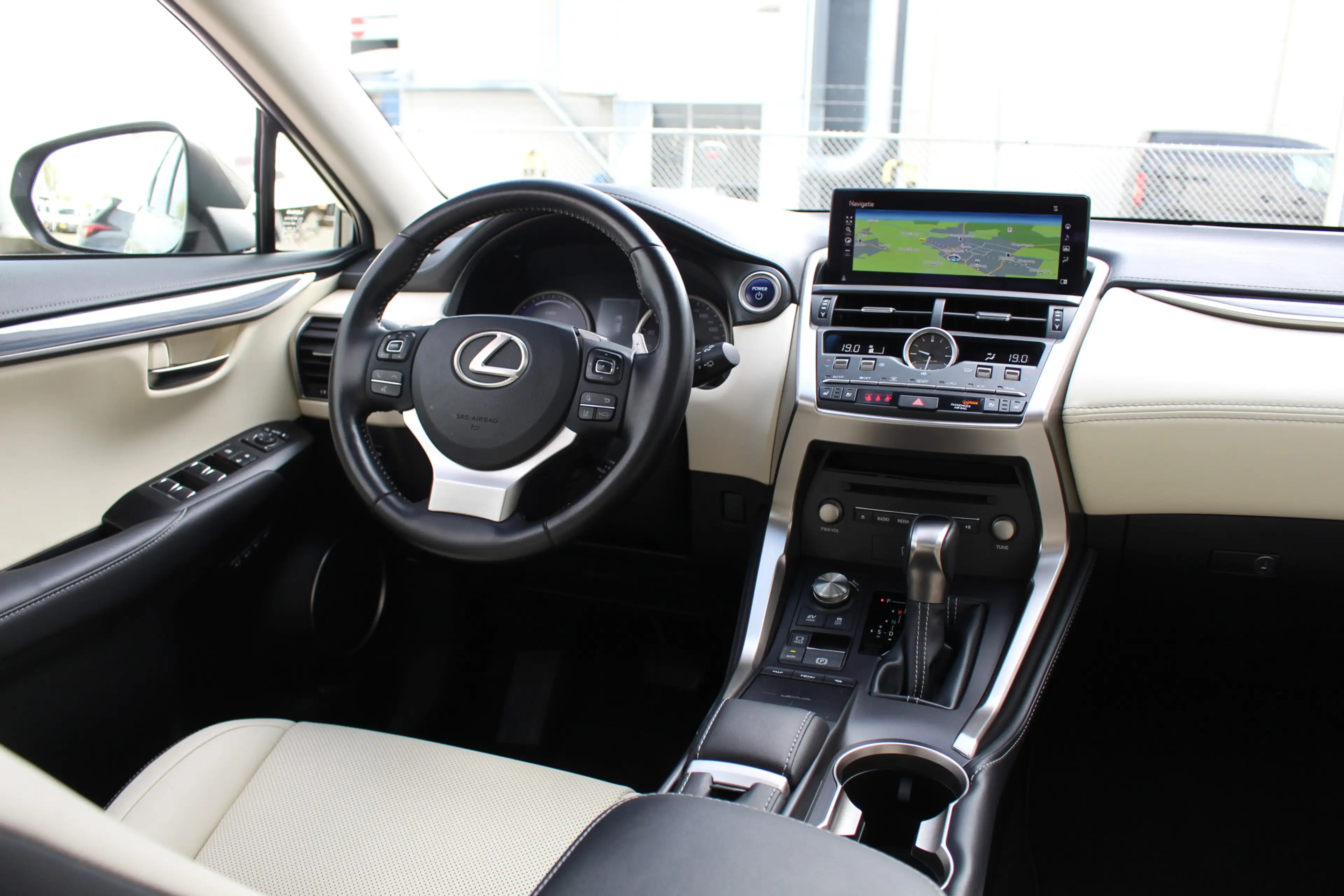 Lexus NX 300h Hybride AWD President Line I Pano I Mark Lev. I Fa — photo 15