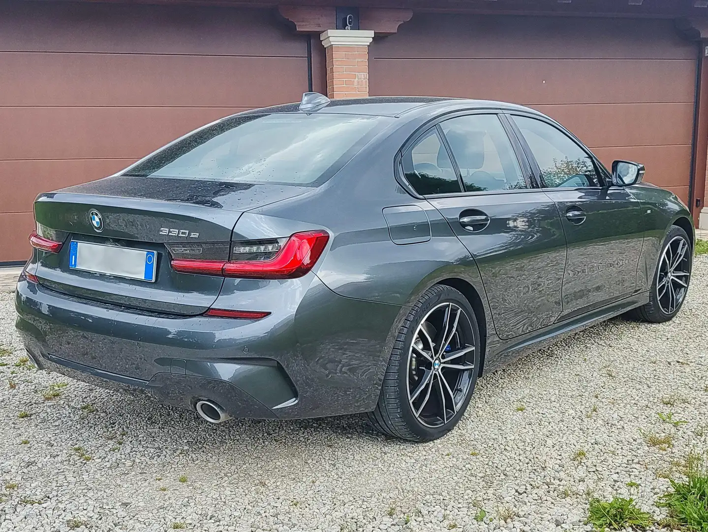 BMW 330 Serie 3 G20 2019 Berlina 330e Msport auto Grigio - 2
