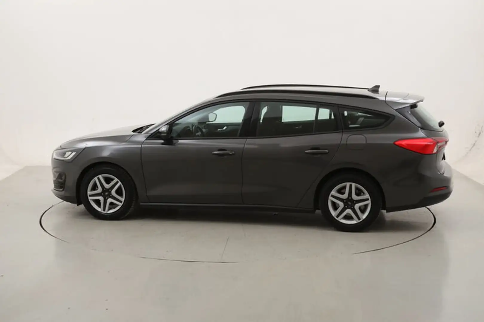 Ford Focus SW Business Auto 1.5 Diesel 120CV Gris - 2