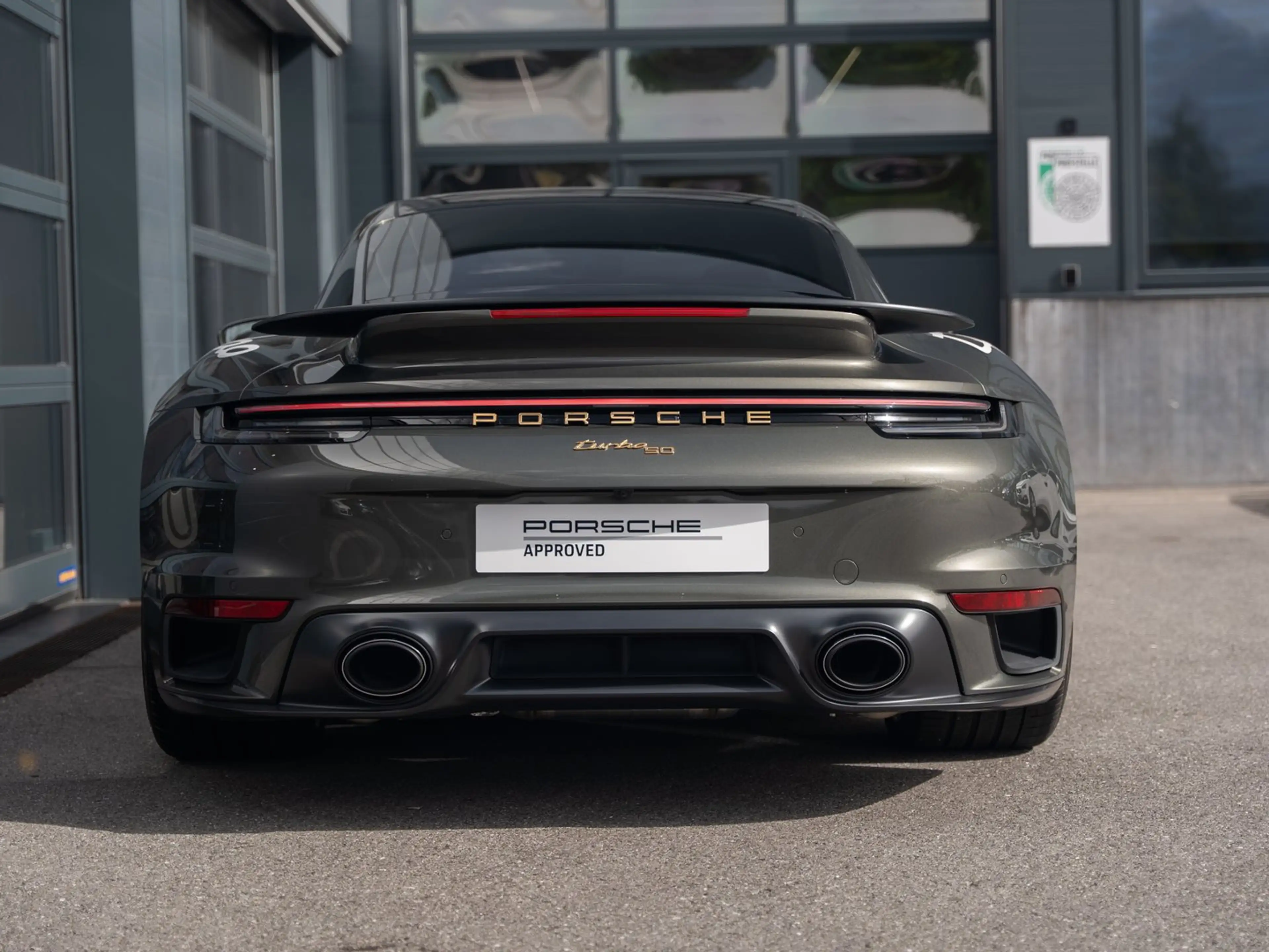 Porsche 911 Turbo 50 Jahre — photo 4