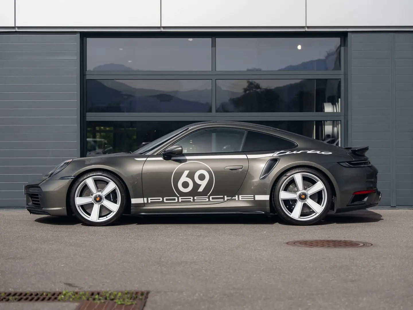 Porsche 911 Turbo 50 Jahre Grün - 2