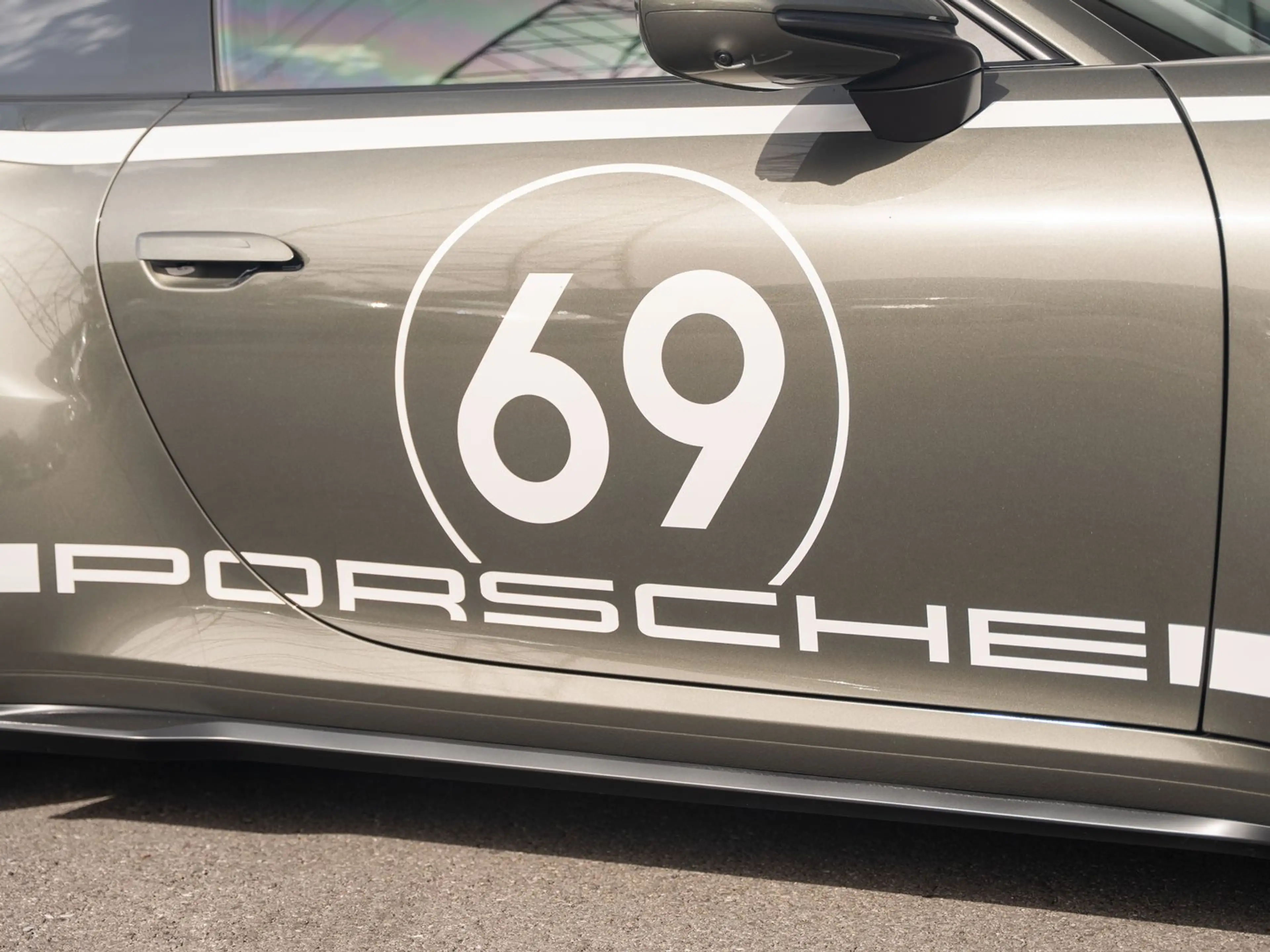 Porsche 911 Turbo 50 Jahre — photo 10