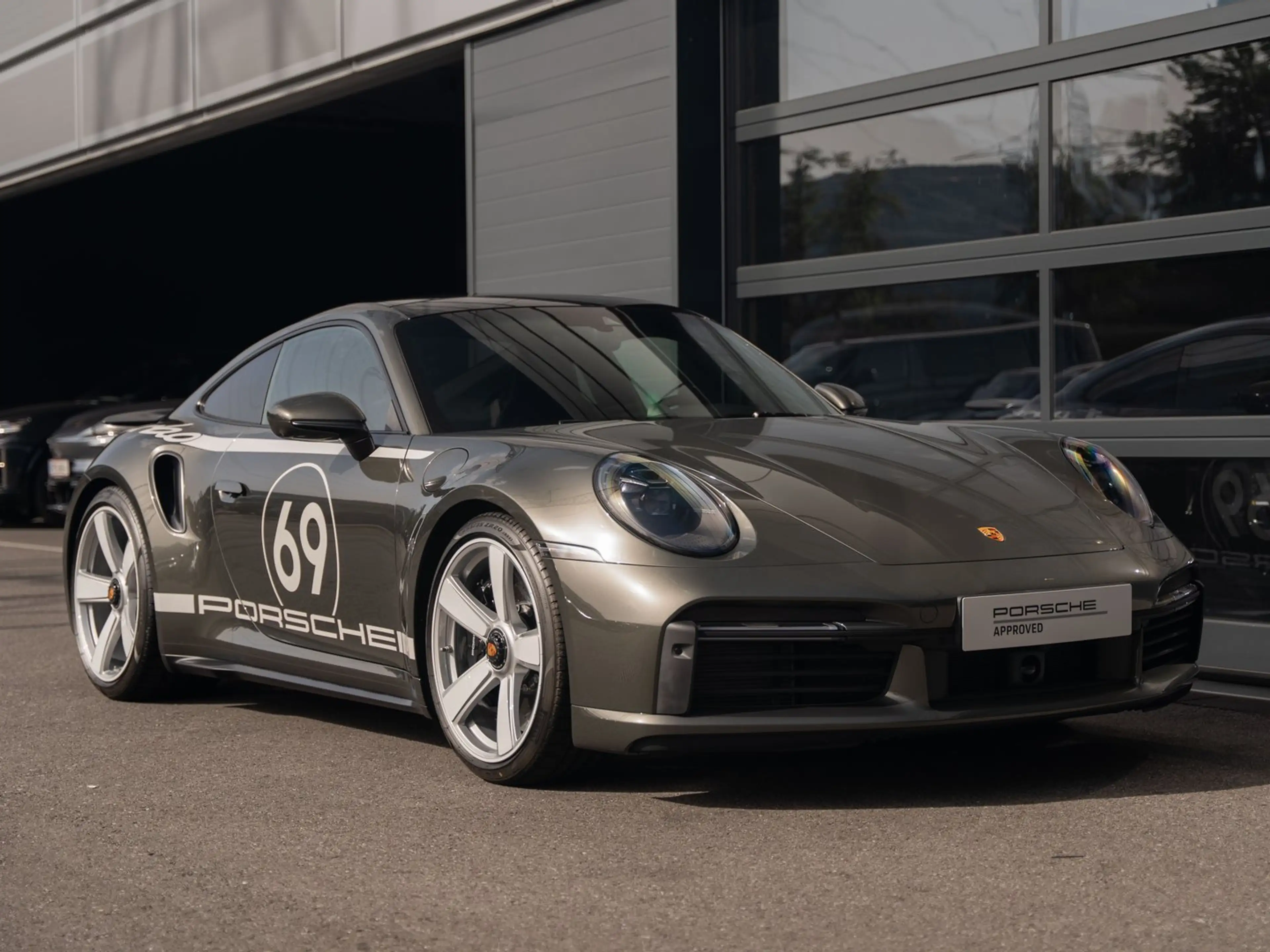 Porsche 911 Turbo 50 Jahre — photo 7