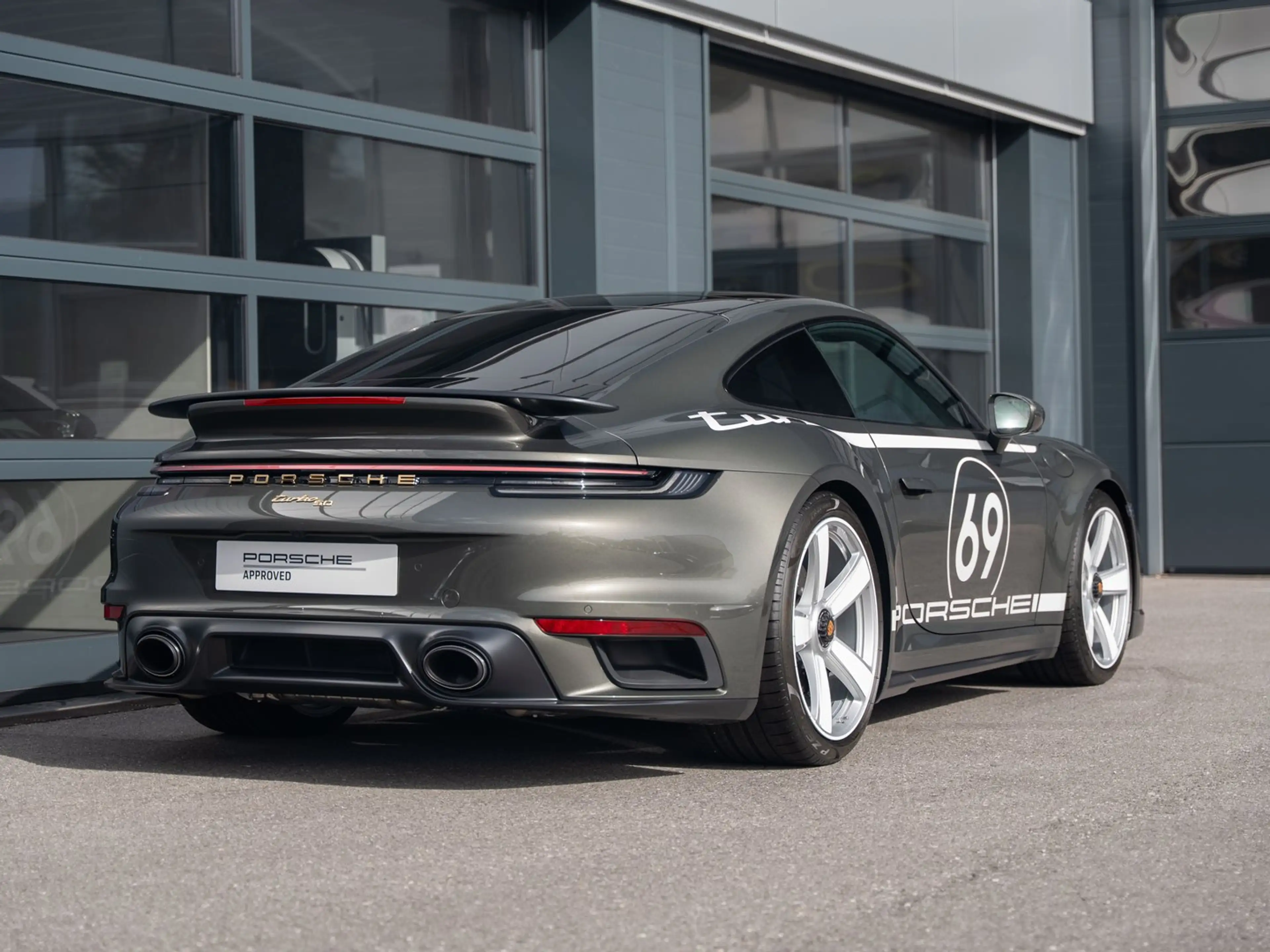 Porsche 911 Turbo 50 Jahre — photo 5