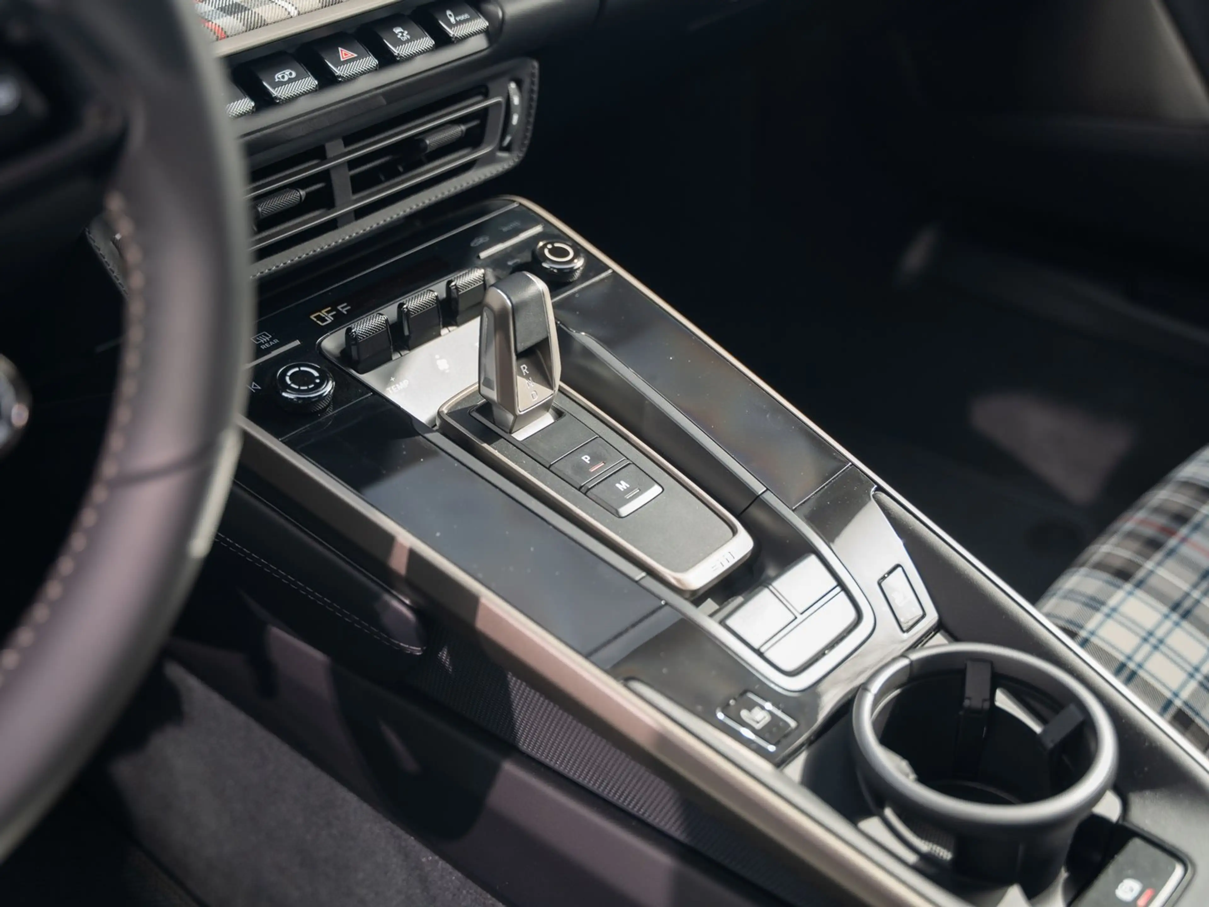 Porsche 911 Turbo 50 Jahre — photo 19