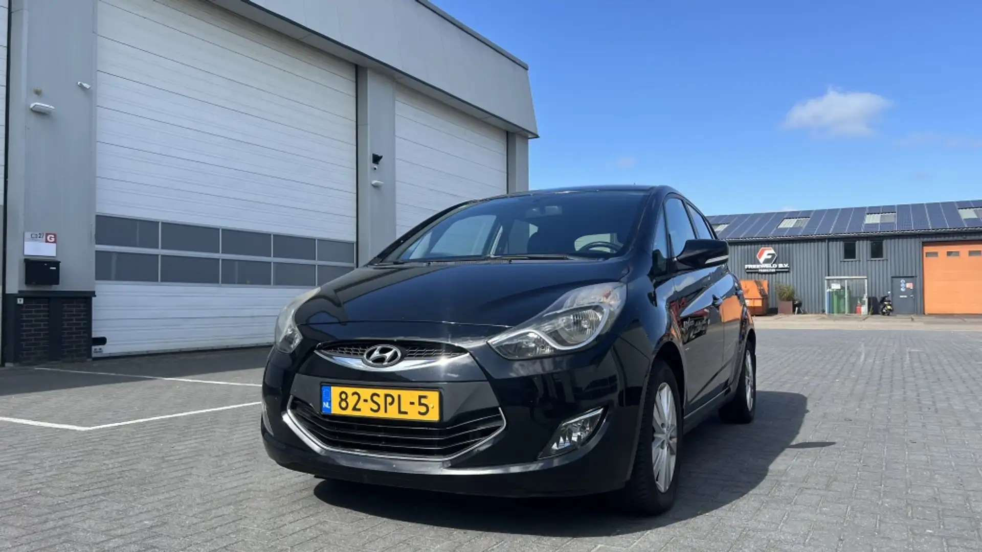 Hyundai iX20 1.6i i-Vision Zwart - 1