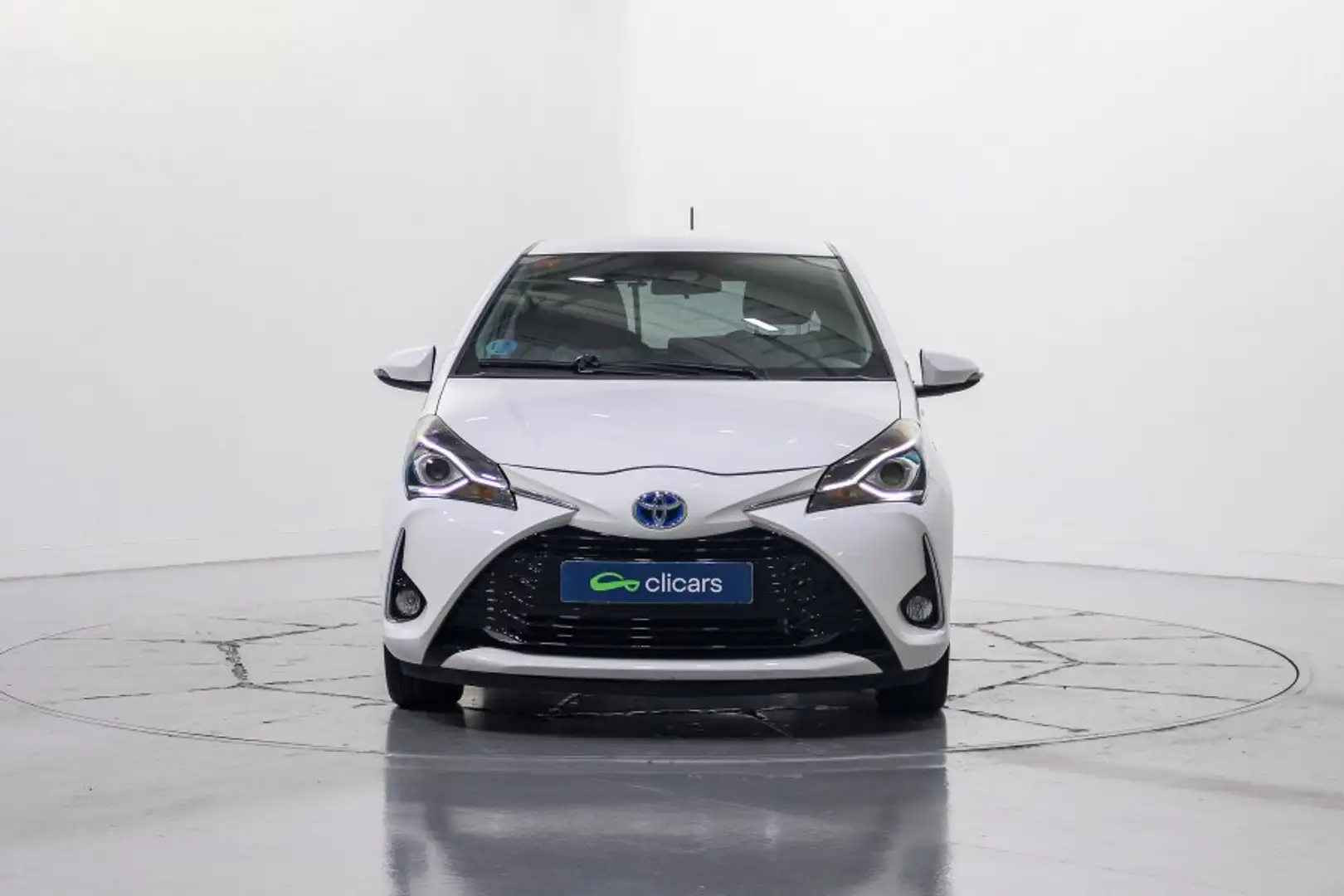 Toyota Yaris 100H 1.5 Feel! Blanc - 2