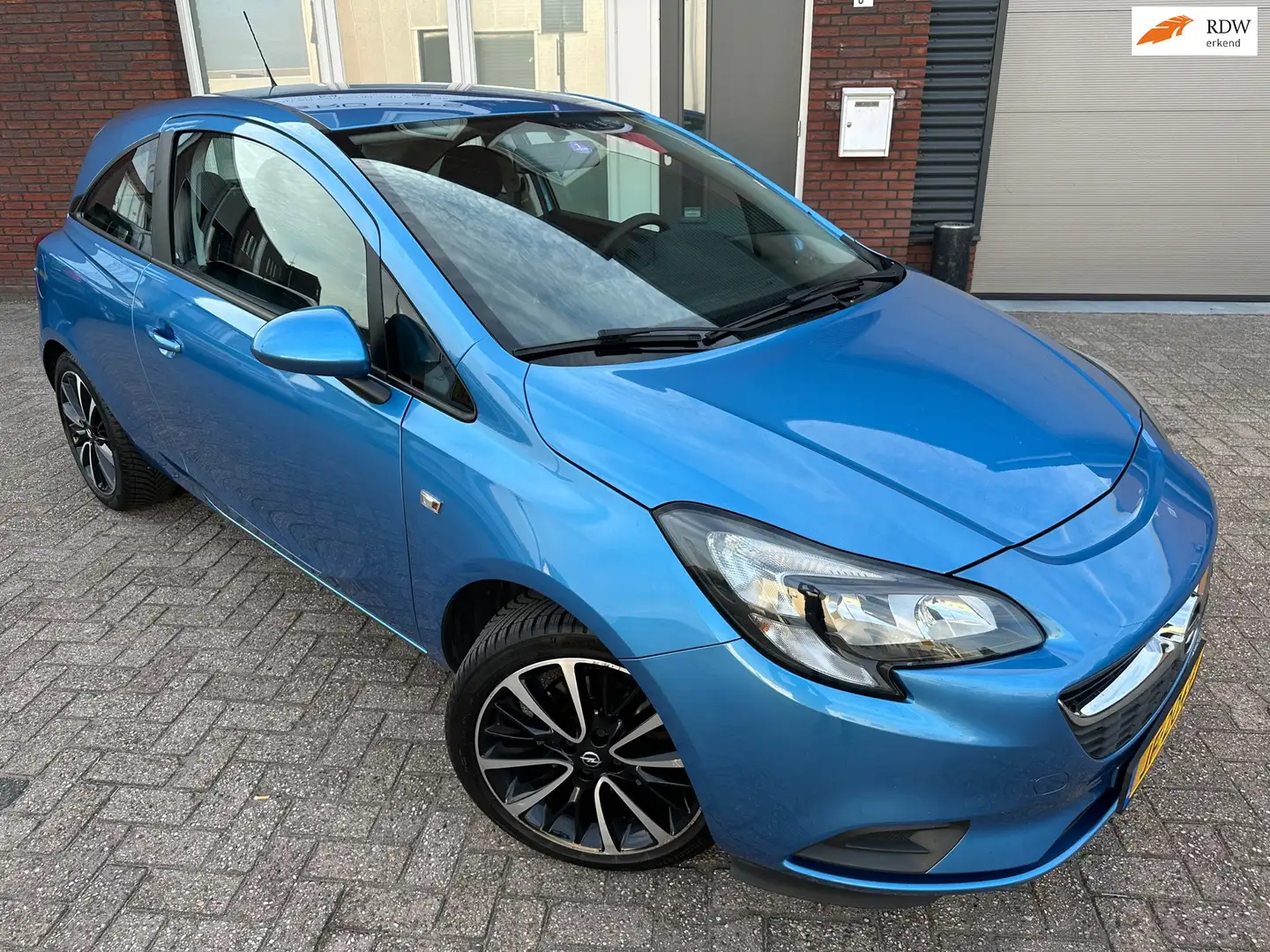 Opel Corsa 1.0 Turbo Edition / 17 inch / Airco / NAP Blauw - 1