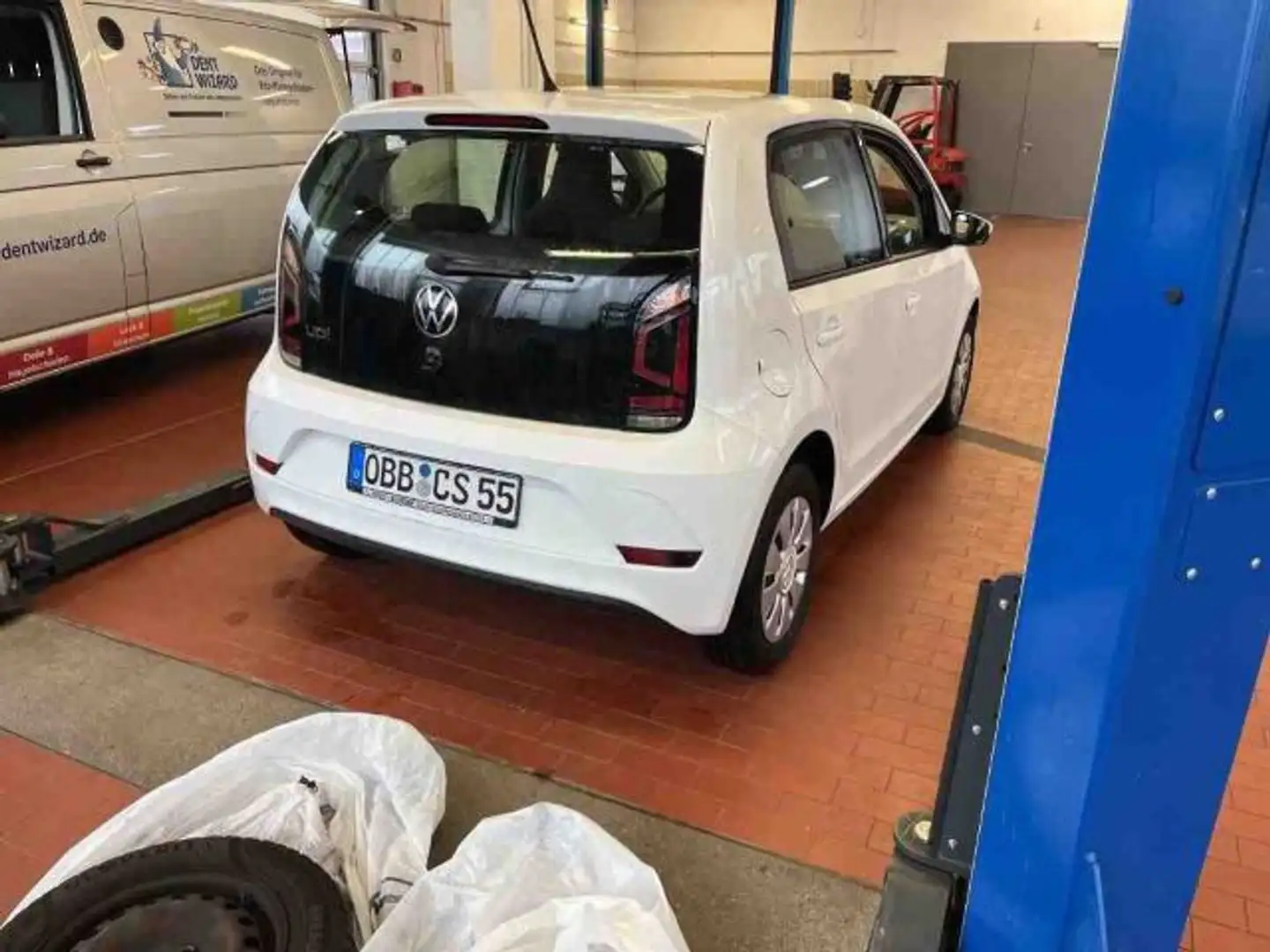 Volkswagen up! move up! 1.0 4-Türer KLIMA BLUETOOTH SHZ Weiß - 2
