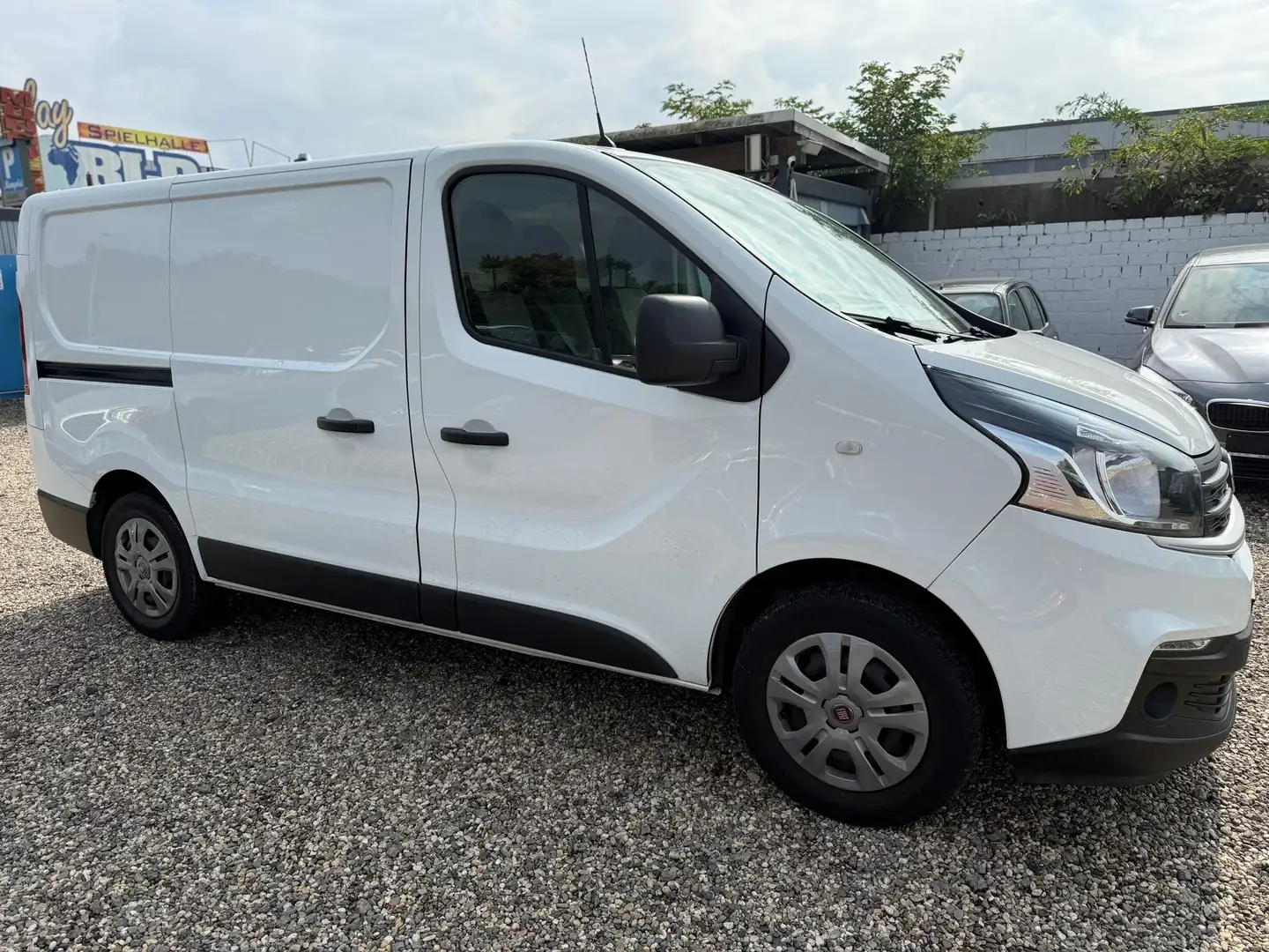 Fiat Talento L1H1 1,2t SX Weiß - 1