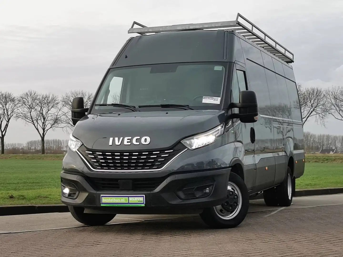 Iveco Daily 35C18HV 3.0 410 AC AUTOMAAT 3.0 LTR EURO6 DUBBELLU Grey - 2