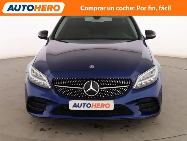 Mercedes-Benz C-Class view 9