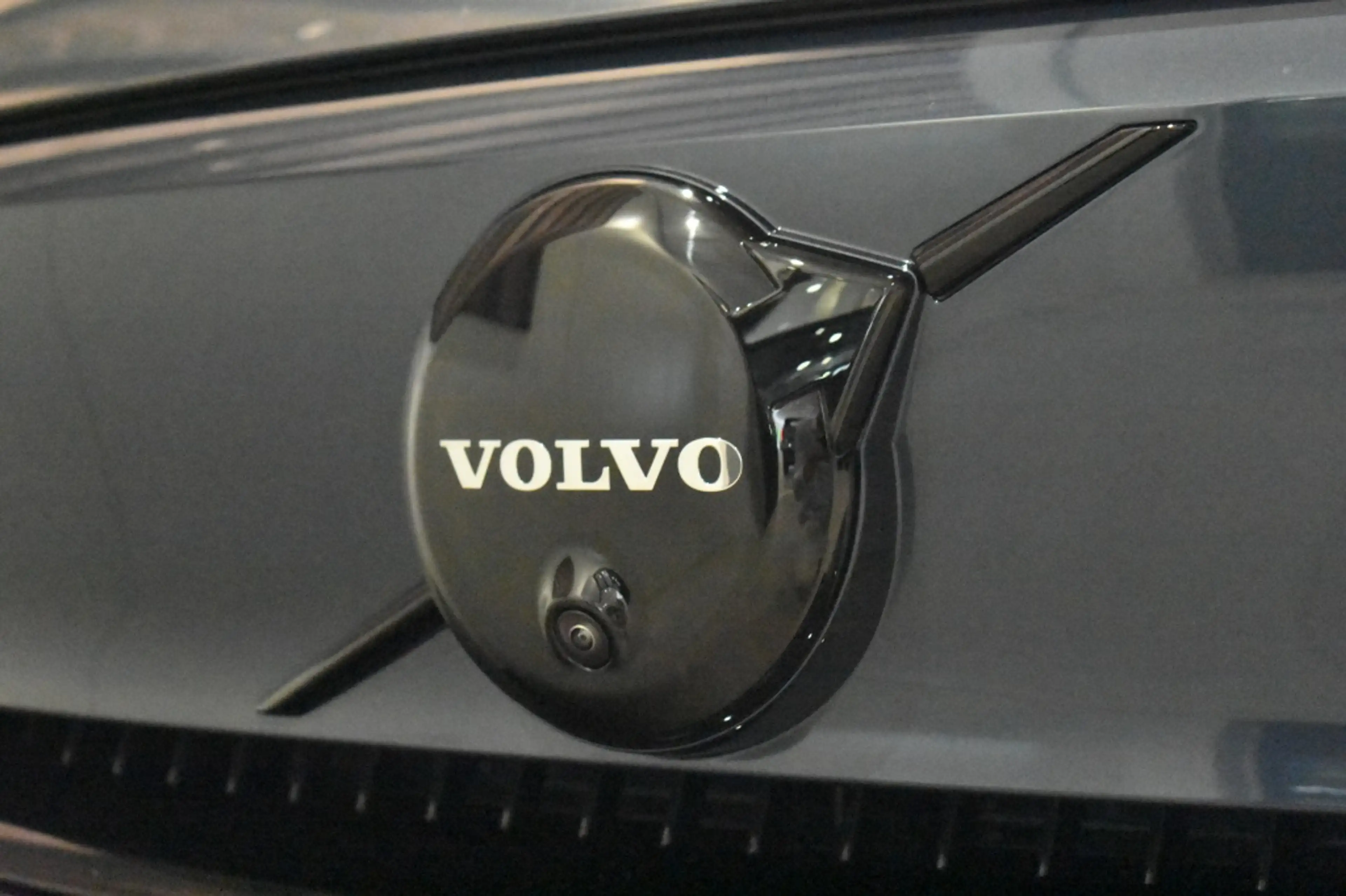 Volvo EX40 Twin Performance Ultra Black Edition Europa 442pk/ — photo 7
