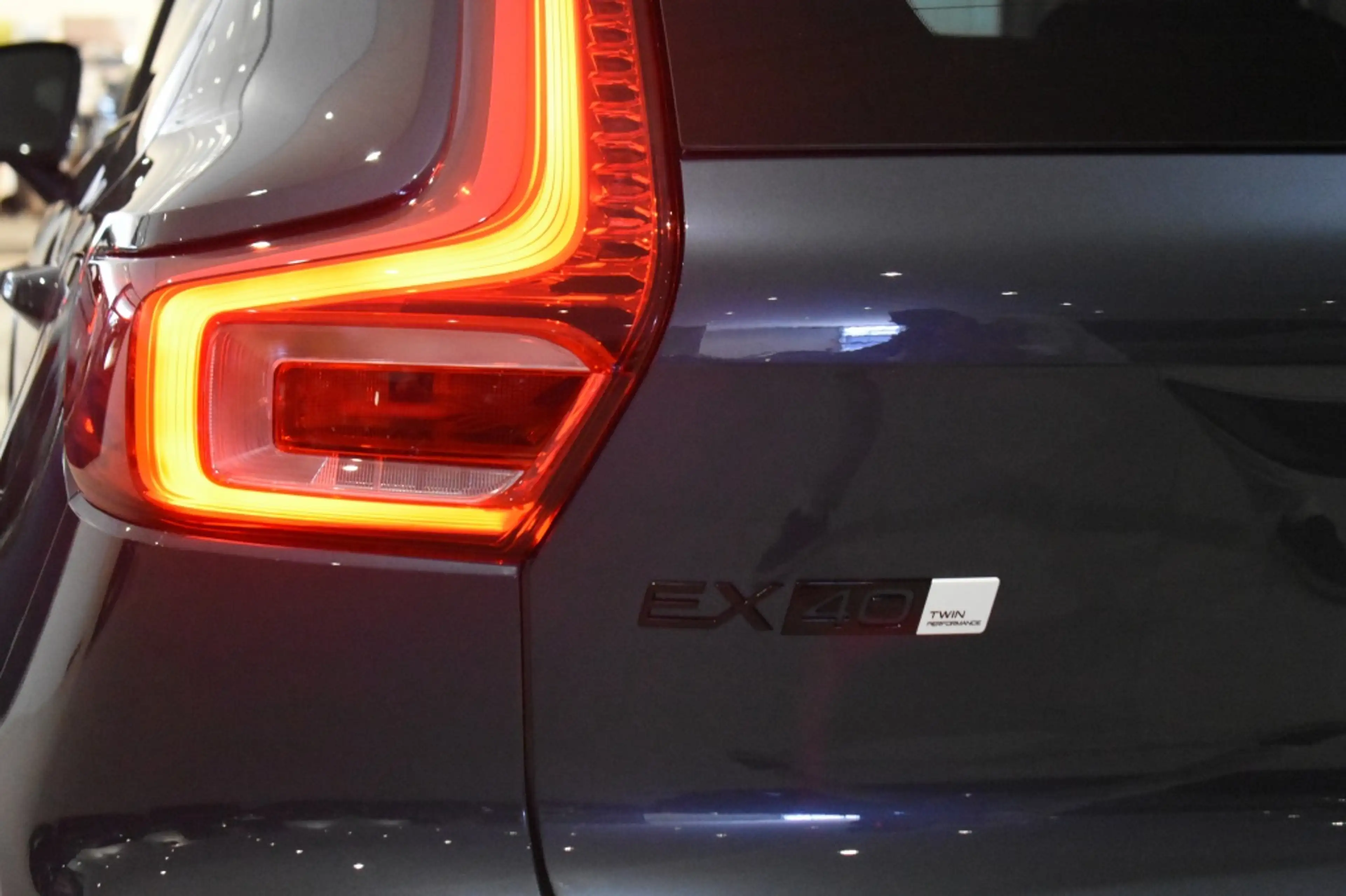 Volvo EX40 Twin Performance Ultra Black Edition Europa 442pk/ — photo 10