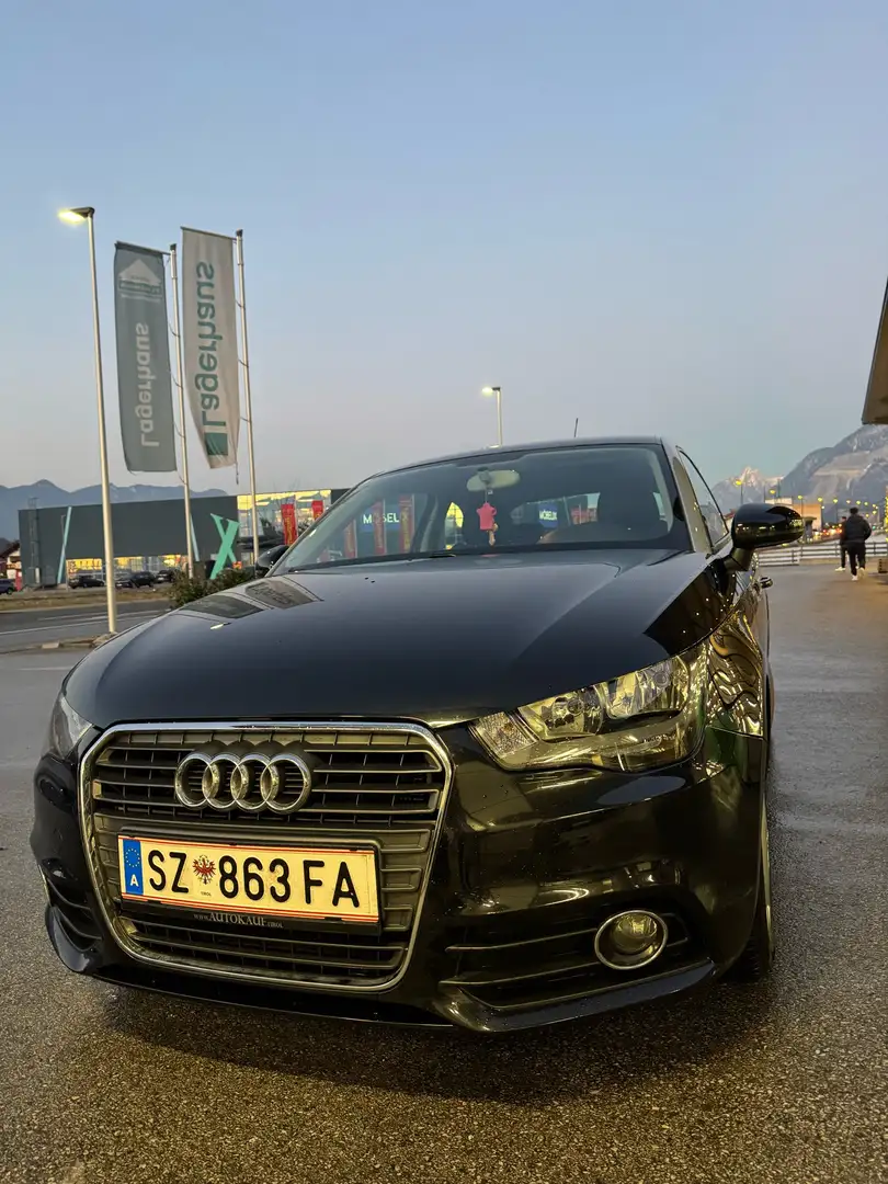 Audi A1 1,2 TFSI Ambition Schwarz - 2