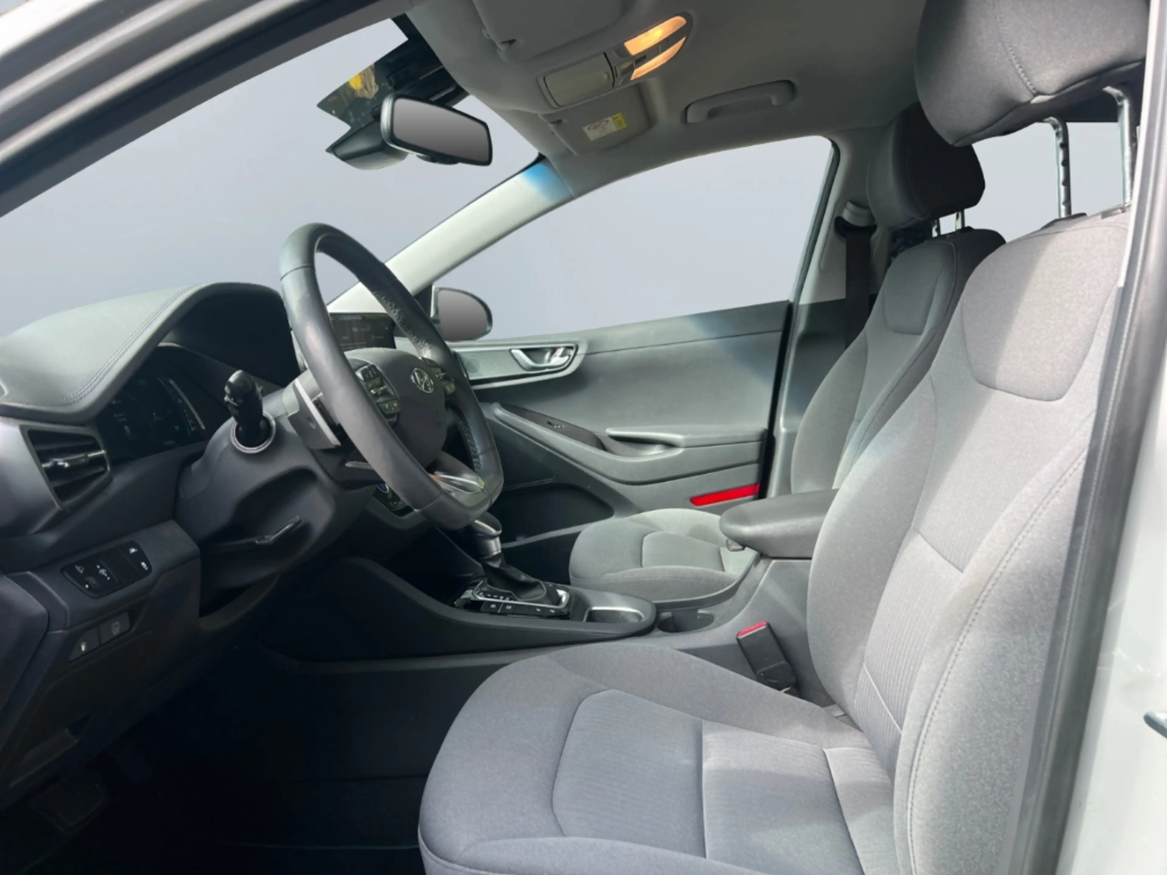 Hyundai IONIQ 1.6 Hybrid Style *ACC*CarPlay*SHZ*SmartKey* — photo 6