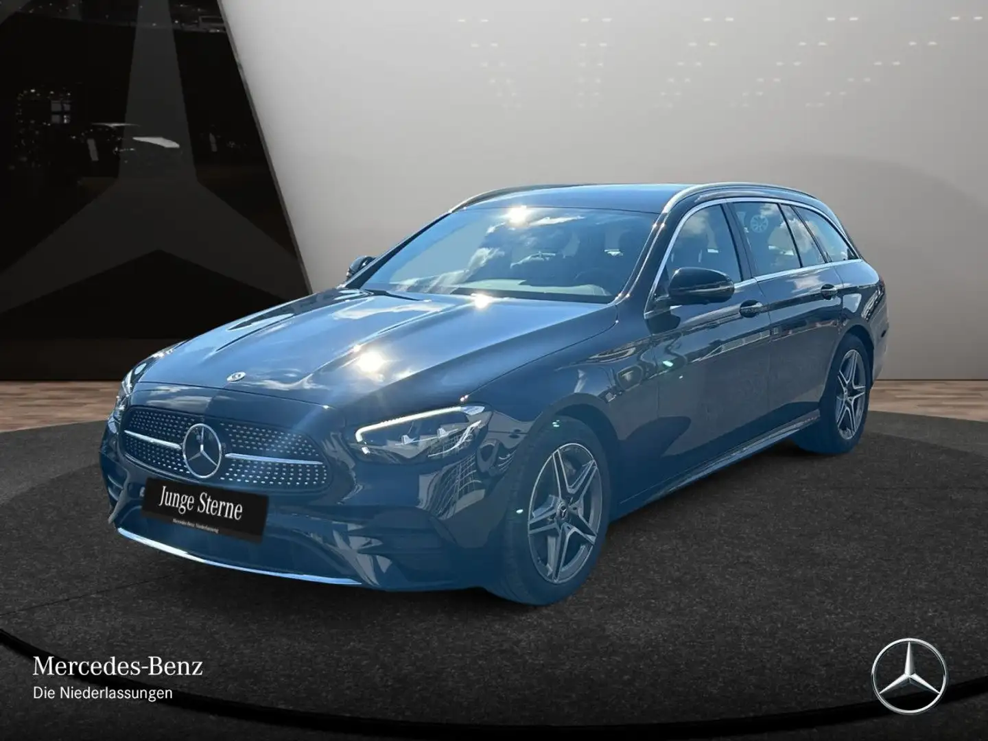 Mercedes-Benz E 400 d T 4M AMG+360+AHK+LED+STHZG+FAHRASS+9G Schwarz - 2