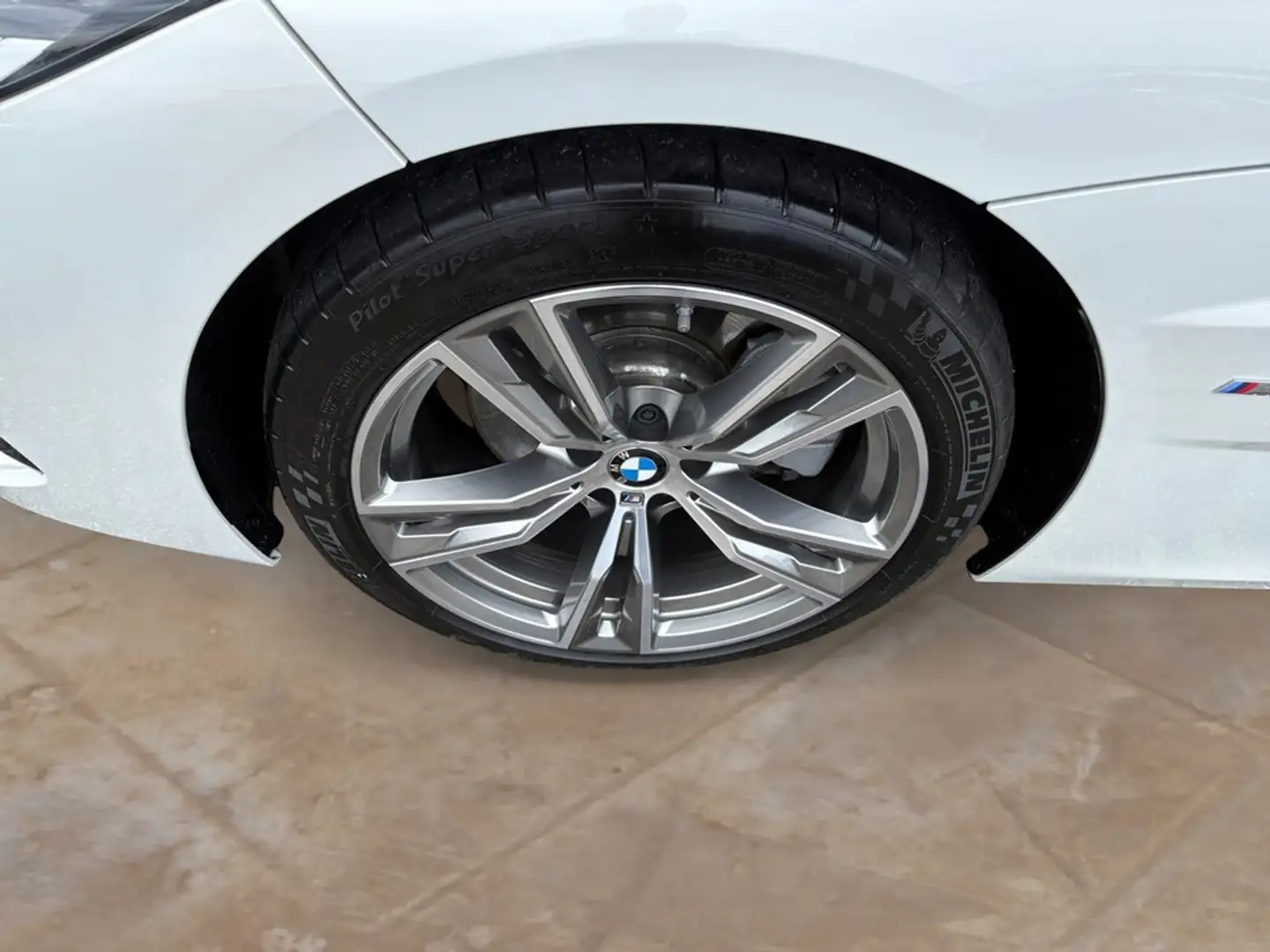 BMW Z4 sDrive20i M Sport / NP= 55.300,- / ex. BMW AG Weiß - 2