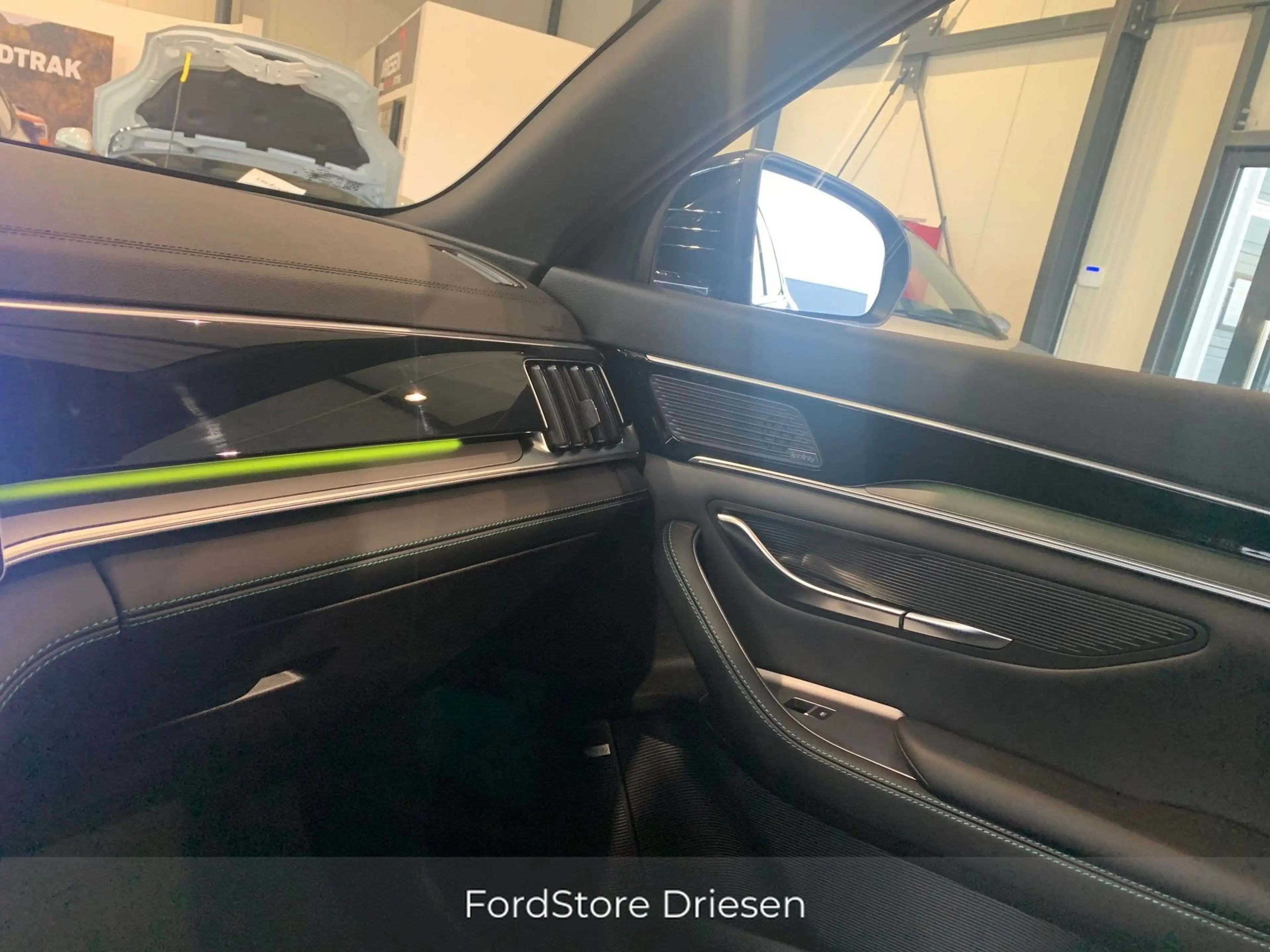 BYD Seal U PHEV Boost PANO, HUD, 360, INFINITY SOUND, ENZ ... DRIESEN BREE 089/461610 — photo 15