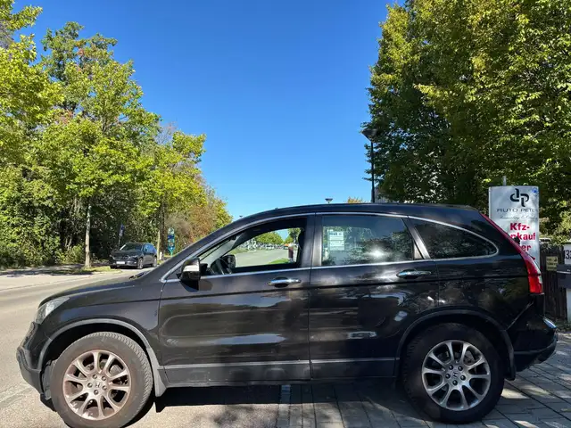 Honda CR-V view 2