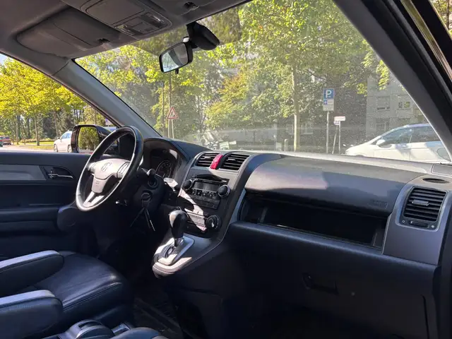 Honda CR-V view 14