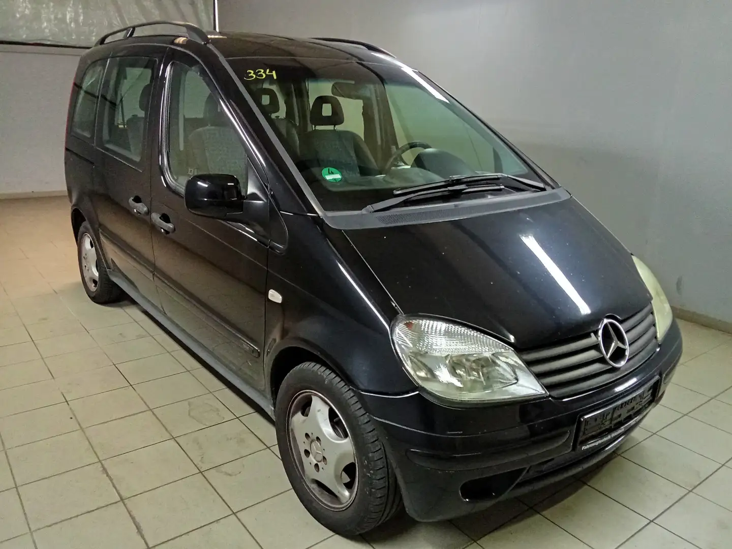 Mercedes-Benz Vaneo 1.6 (414.700) Schwarz - 2