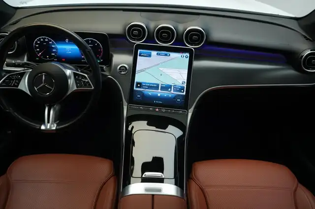 Mercedes-Benz GLC view 15