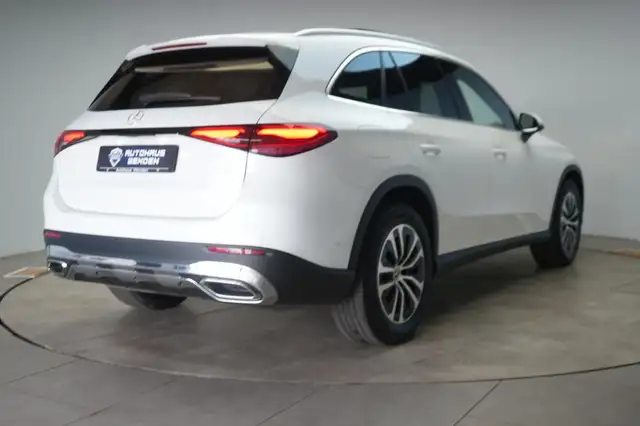 Mercedes-Benz GLC view 6